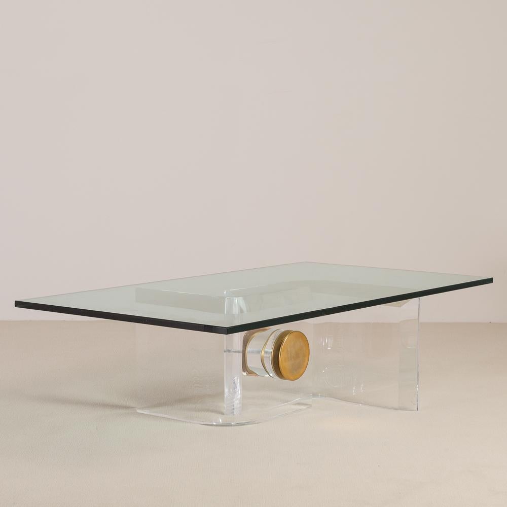 Heavy Lucite and Brass Bolt Detail Coffee Table, 1970s In Good Condition For Sale In London, GB