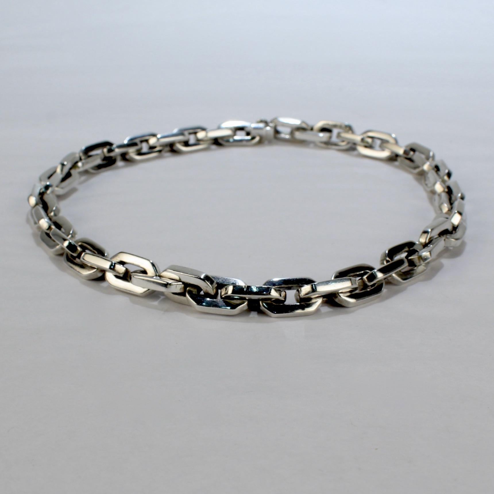 A fine Mexican sterling silver choker length necklace.

With elongated, hexagonal cable or dog chain links.

Simply a great necklace!

Date:
Mid-20th Century

Overall Condition:
It is in overall good, as-pictured, used estate condition with some