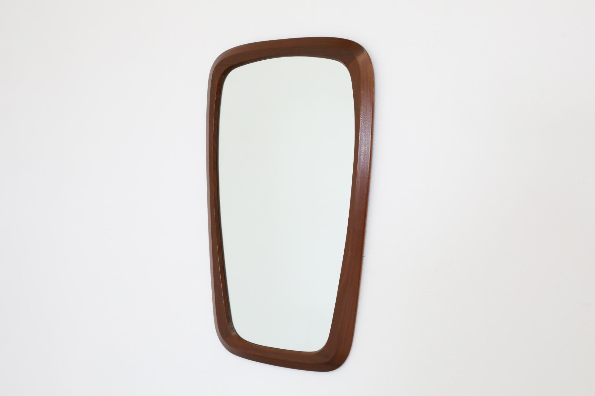 Schwere Ateljé Glas & Trä Stil geschnitzt Teakholz organische Form Spiegel Mid-Century im Angebot 7