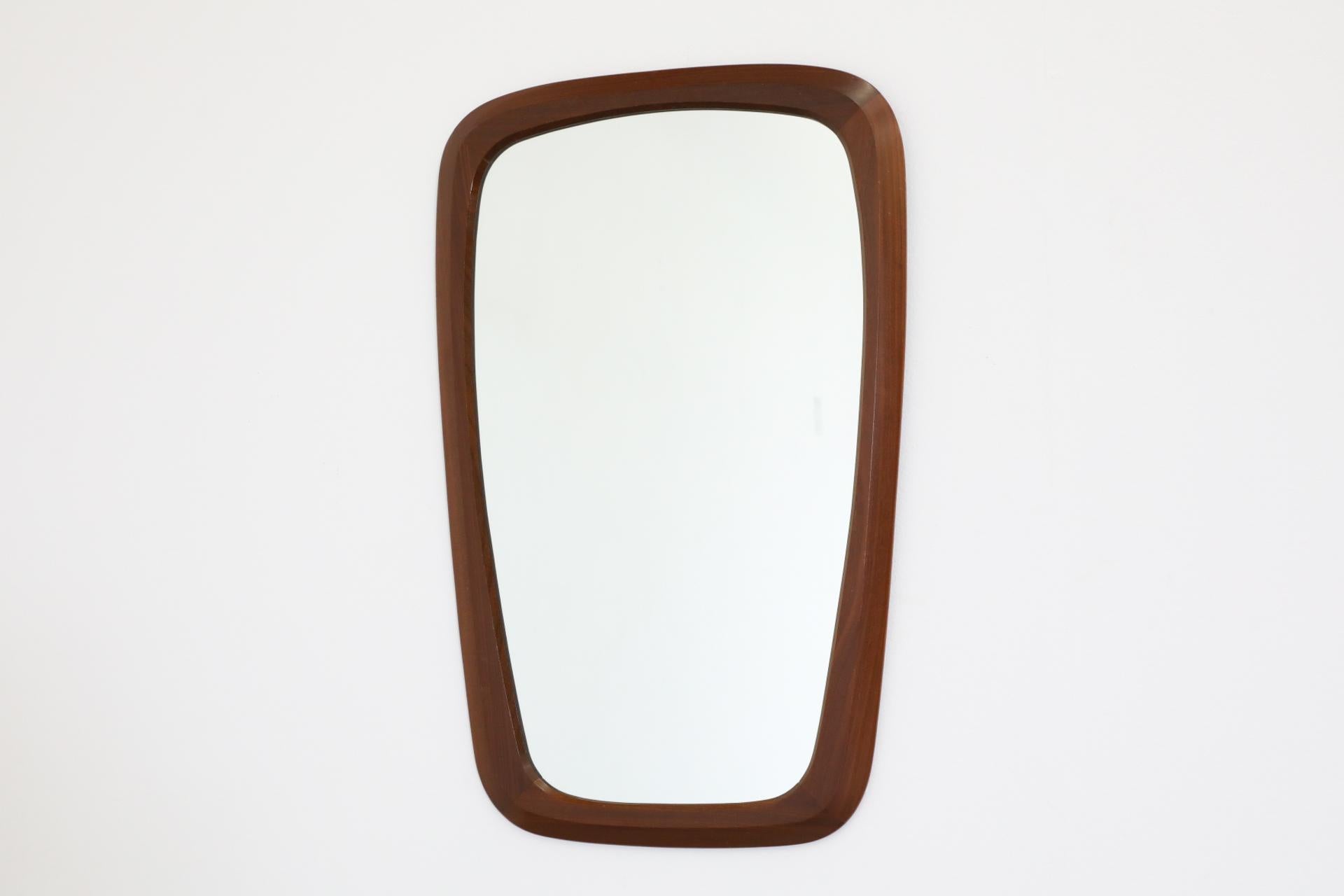 Schwere Ateljé Glas & Trä Stil geschnitzt Teakholz organische Form Spiegel Mid-Century im Angebot 8