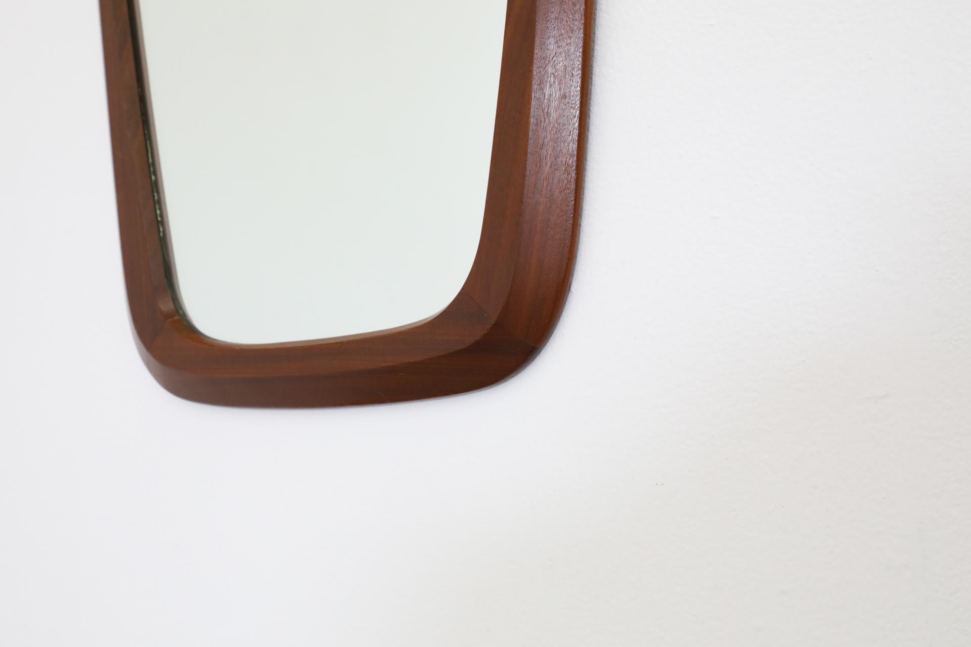 Schwere Ateljé Glas & Trä Stil geschnitzt Teakholz organische Form Spiegel Mid-Century im Angebot 10