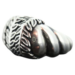 Schwere MODERNIST Siegelringe aus Sterlingsilber 925. FERN verlässt High Dome.
