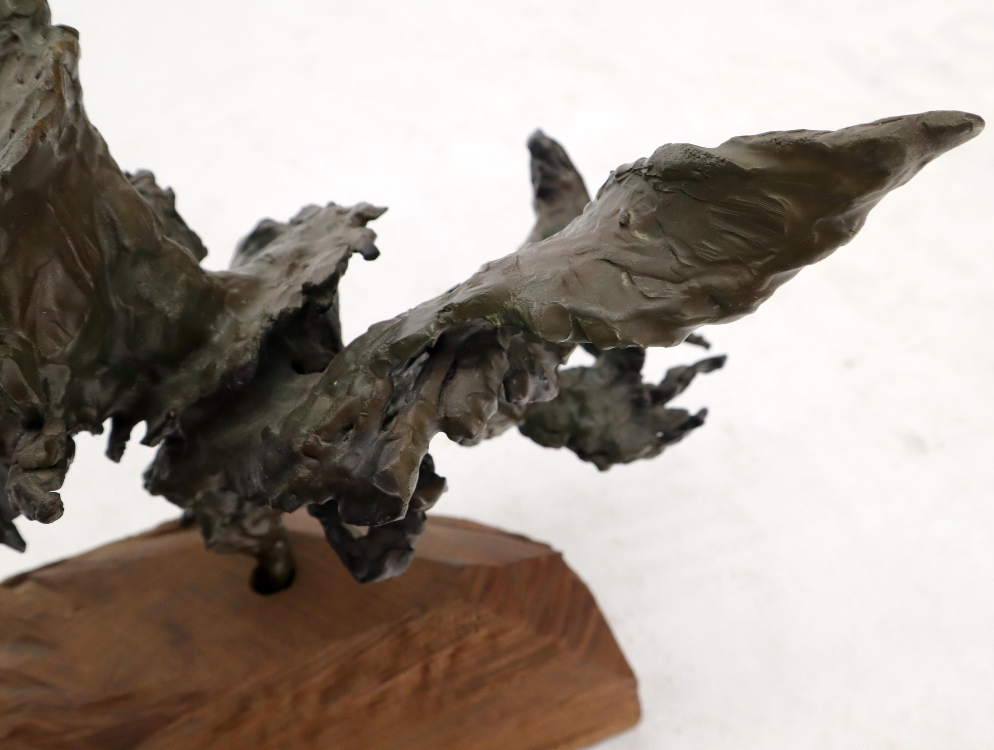 Scultura astratta in bronzo fuso di metà secolo moderno con supporto in vendita 6