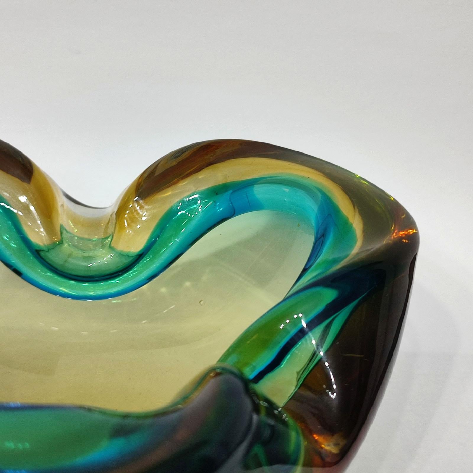 Cendrier en verre de Murano « Amber-Teal » en forme de coupe, Murano, Seguso, Italie, 1970 4