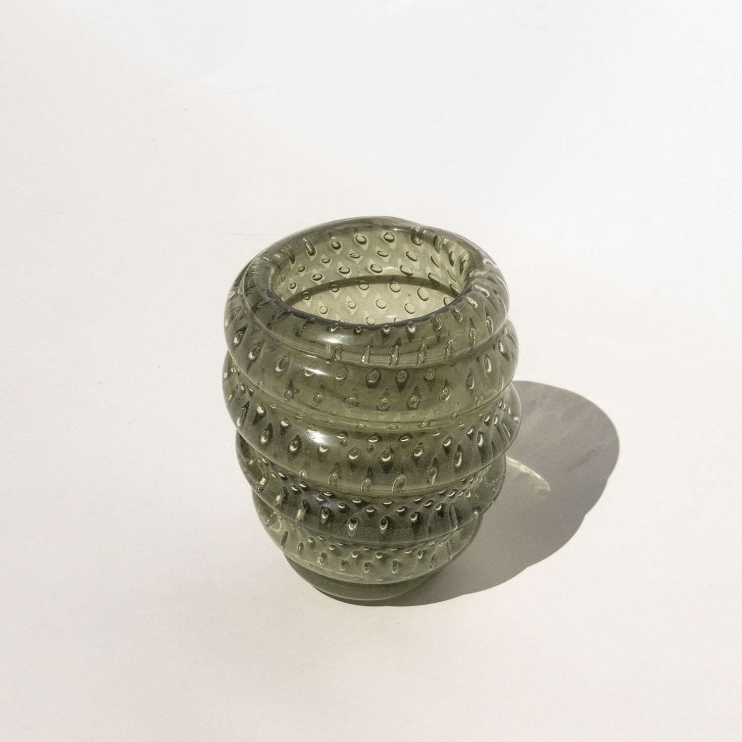 Schwere Murano-Vase von Barbini, grün/grau, Sammlerstück, dekoratives italienisches Sammlerstück (Moderne der Mitte des Jahrhunderts) im Angebot