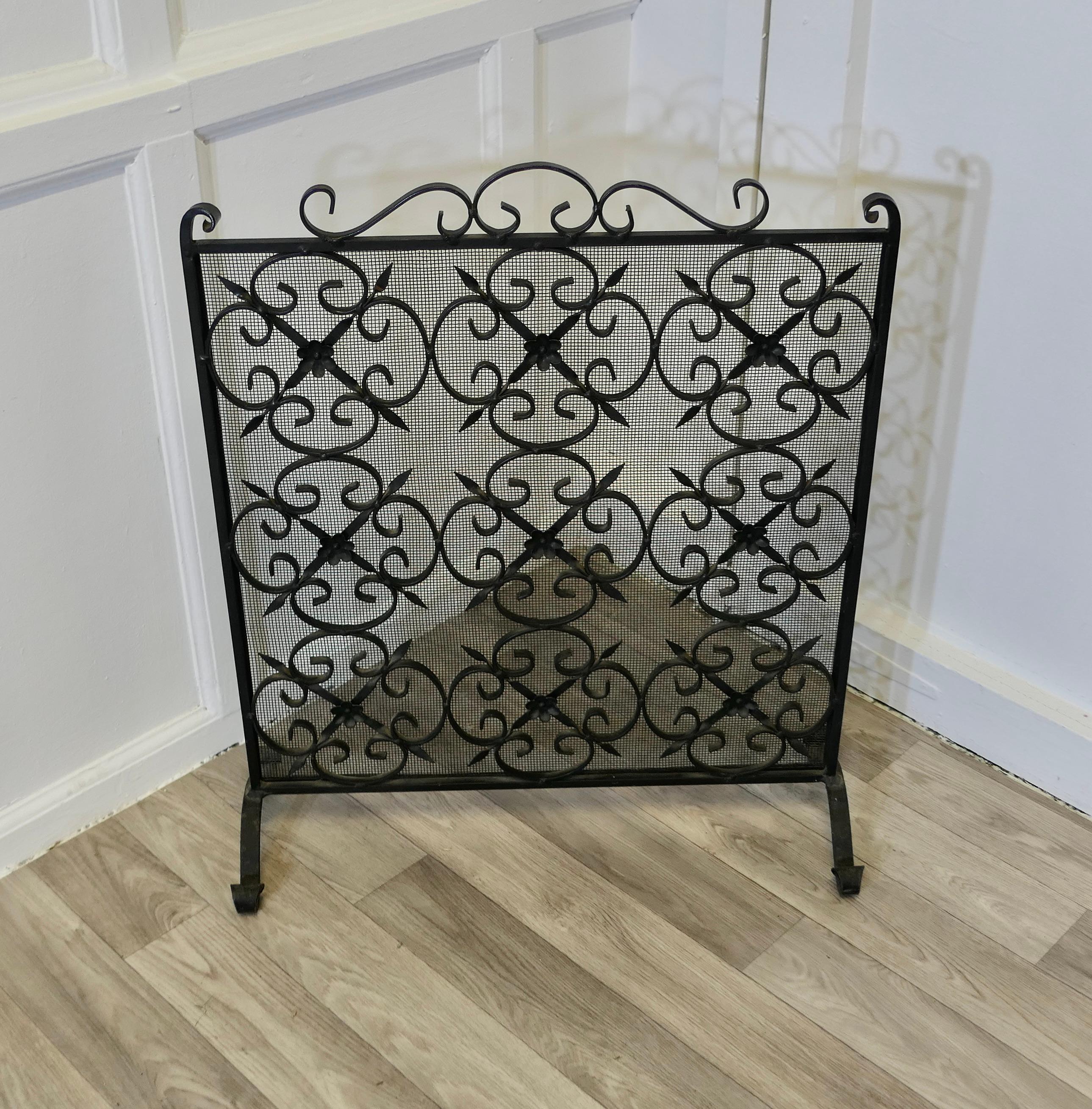 Adam Style Heavy Old Gothic Wrought Iron Fire Screen  This is a very attractive piece