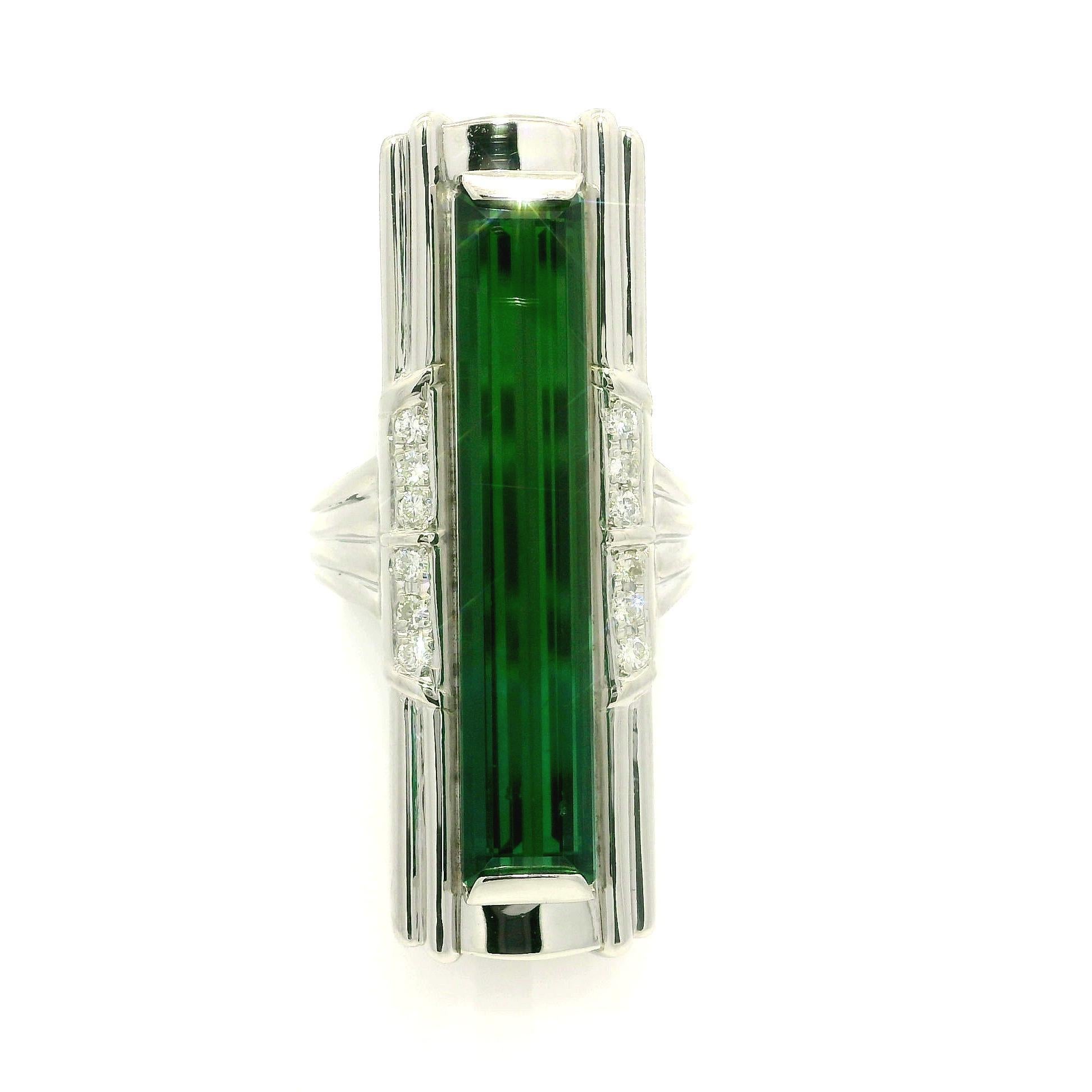 Anello in platino pesante GIA 9,03ct rettangolare lungo con tormalina Greene & Greene e diamanti in vendita 5