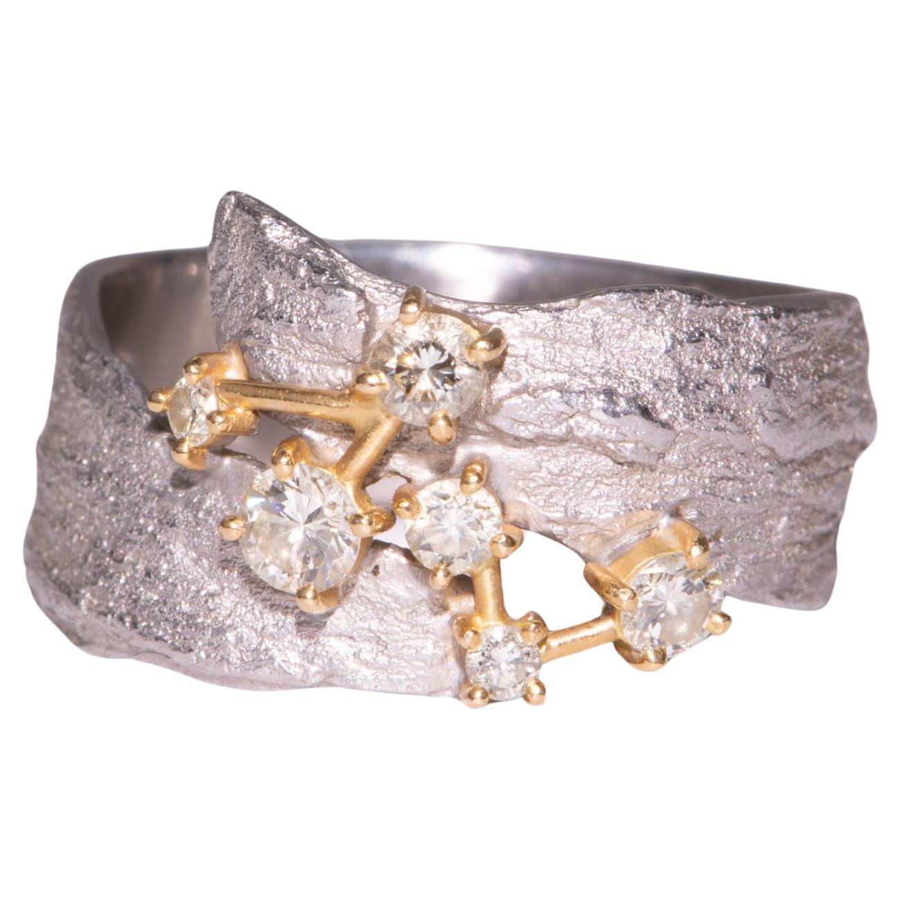 Heavy Platinum Textured Ring with Diamond Designer Brand Tomoyuki Suganuma V1115 For Sale