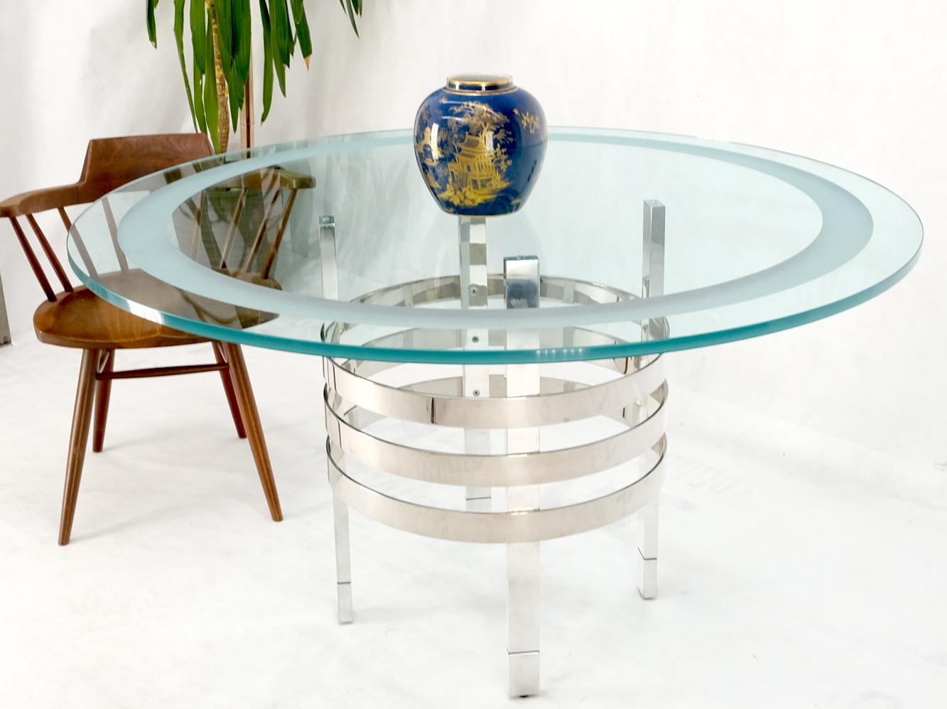 Heavy Polished Solid Stainless Steel Glass Round Dining Game Table Ribbed Design In Good Condition For Sale In Rockaway, NJ