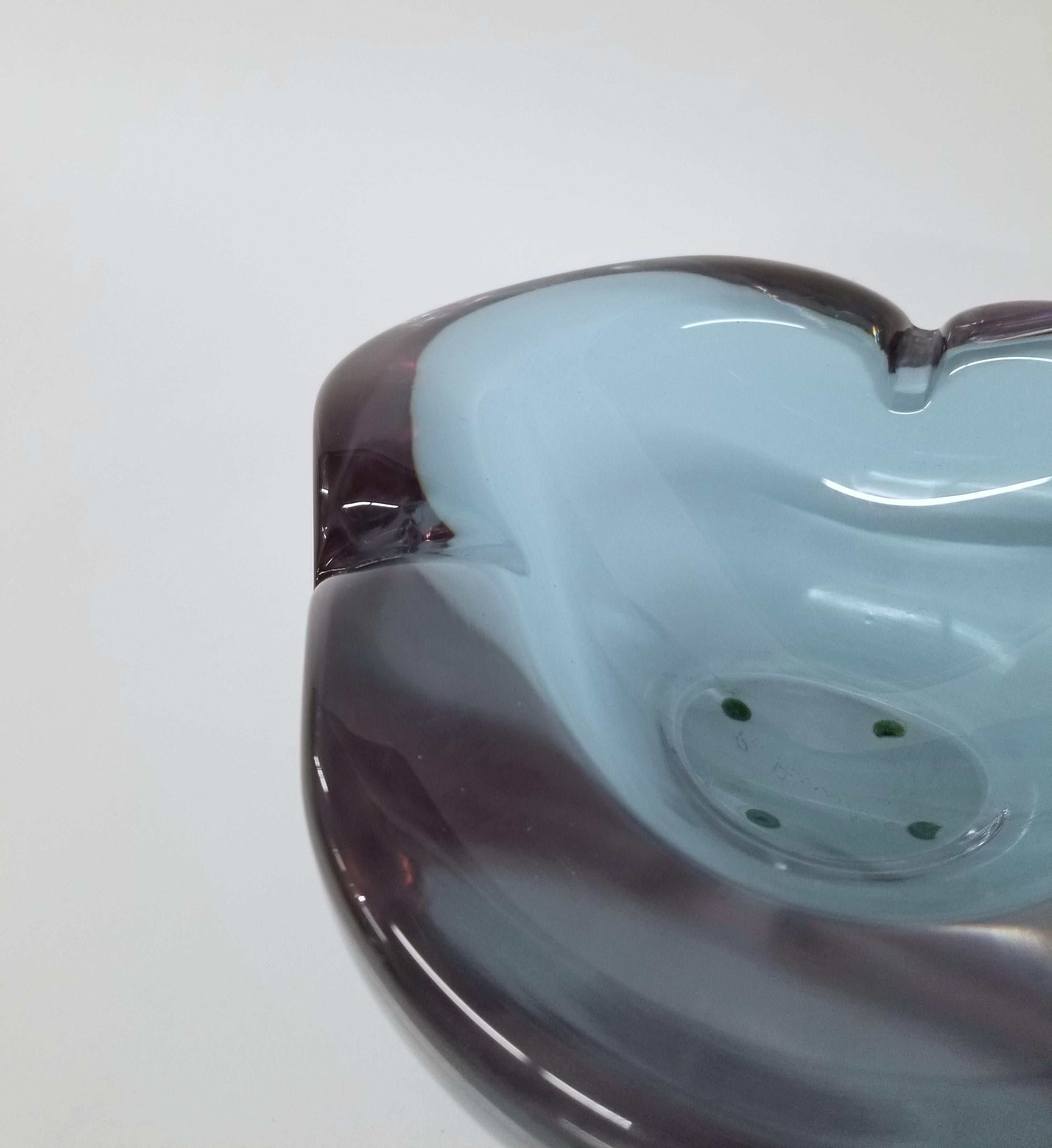 Cendrier lourd en verre de Murano violet par Renato Anatrà en vente 1