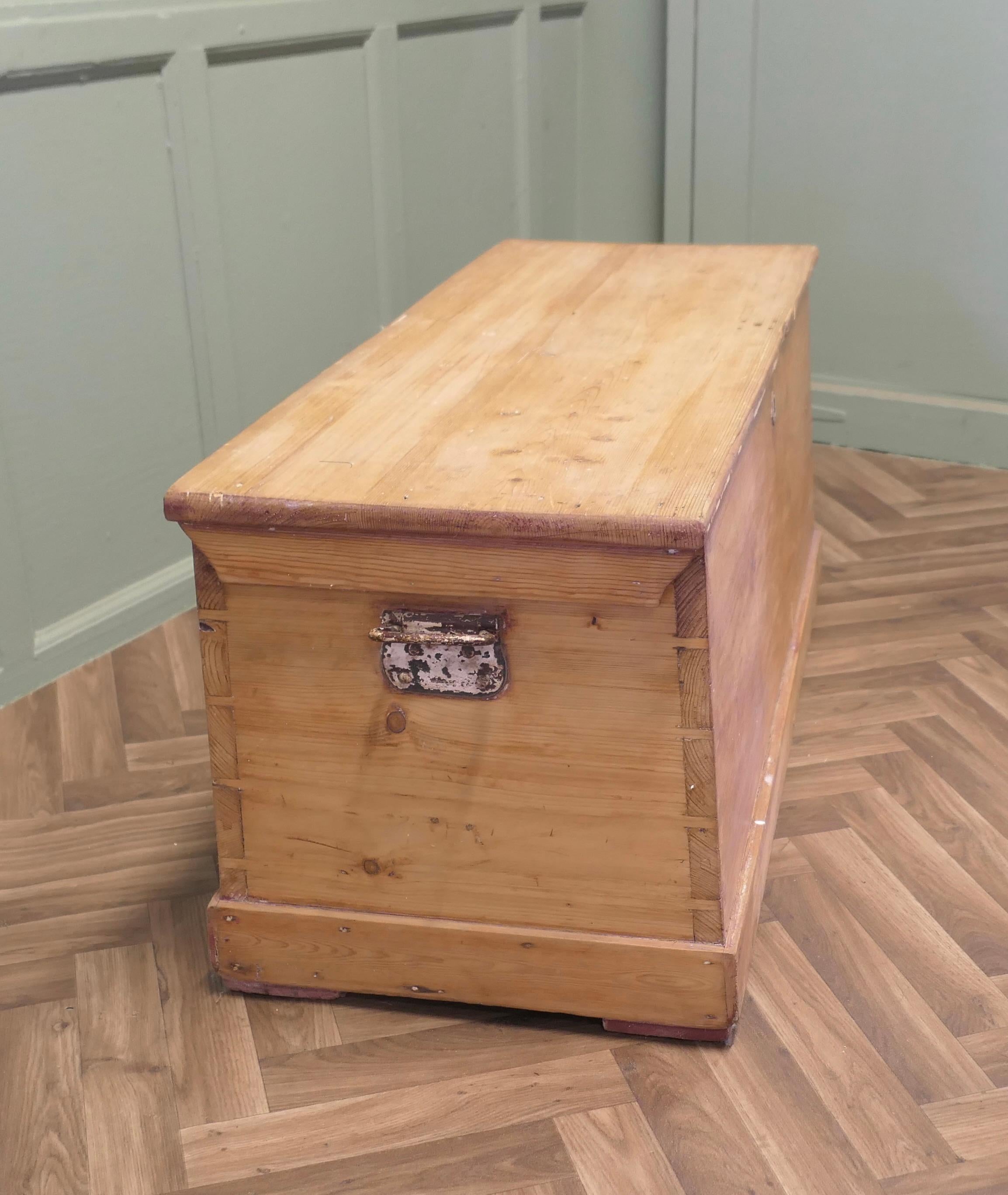 Heavy Quality Pine Carriage Trunk For Sale 2