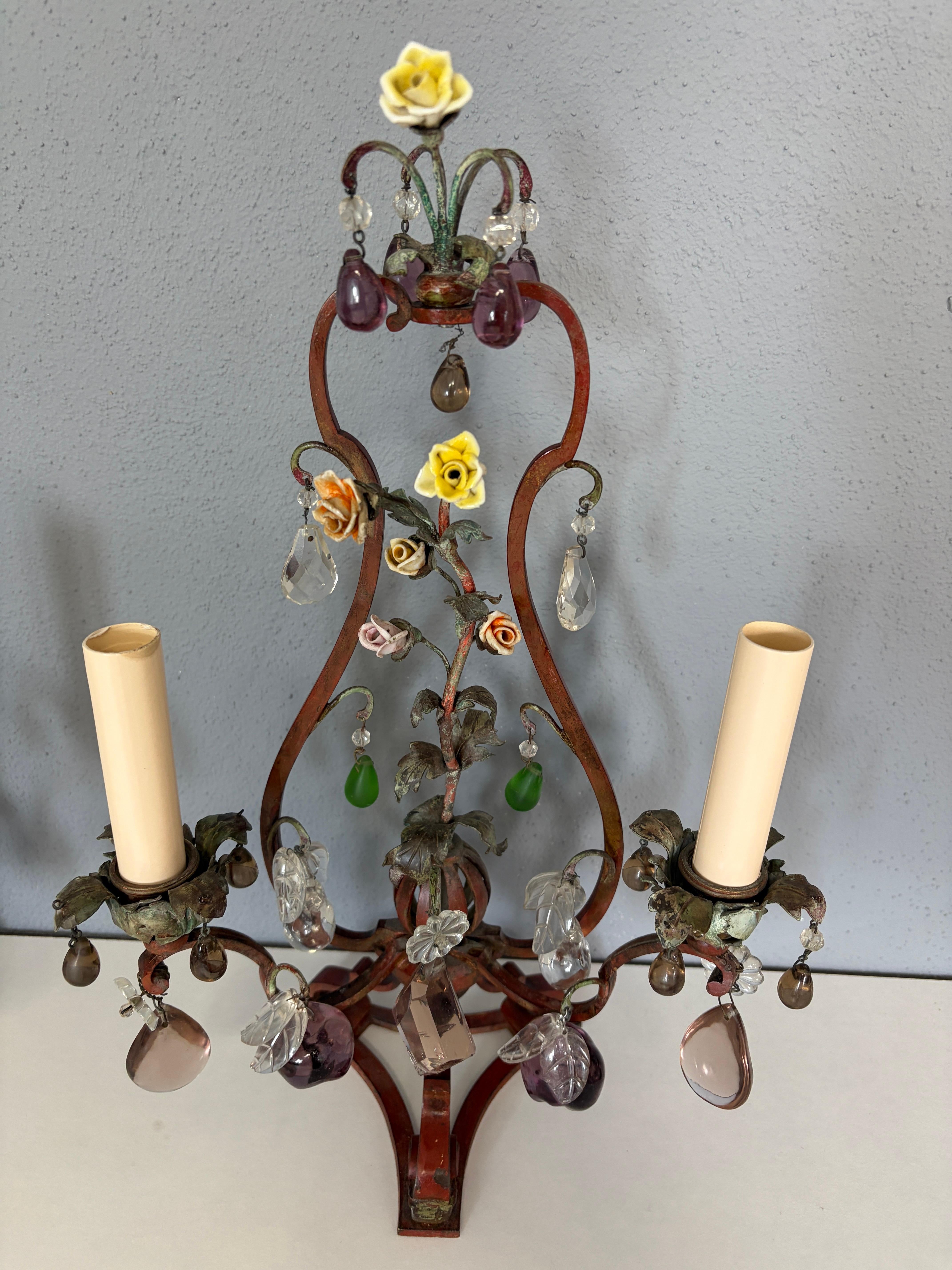 Lampes à gouttes Murano avec abat-jour, lourdes roses rouges et pommes, Italie, CIRCA 1900 en vente 8