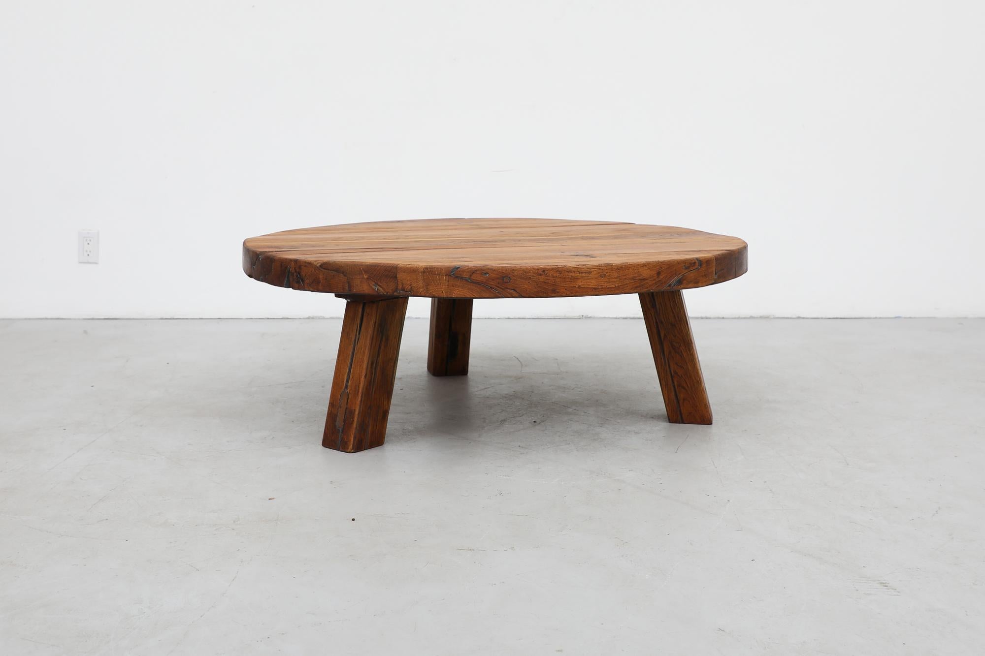 Heavy Round Brutalist Oak Coffee Table In Good Condition In Los Angeles, CA