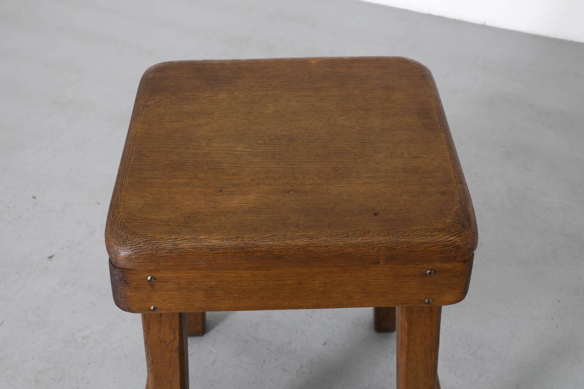 Einzelne schwere rustikale Eiche Brutalist Bar Höhe Hocker im Angebot 6