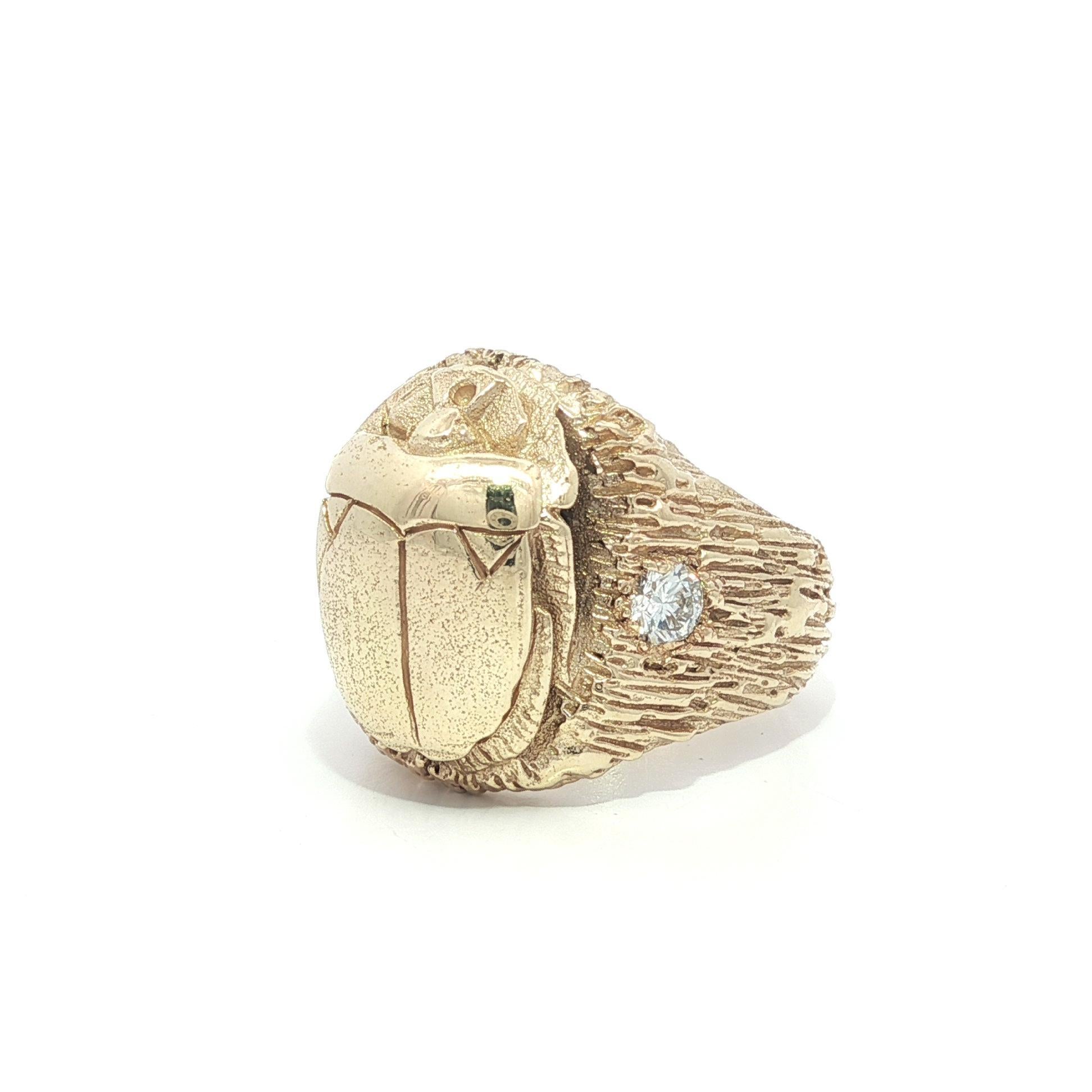 Anillo Escarabajo Pesado Oro Amarillo 14k 0,34ctw Diamante Textura Detallada en venta 7