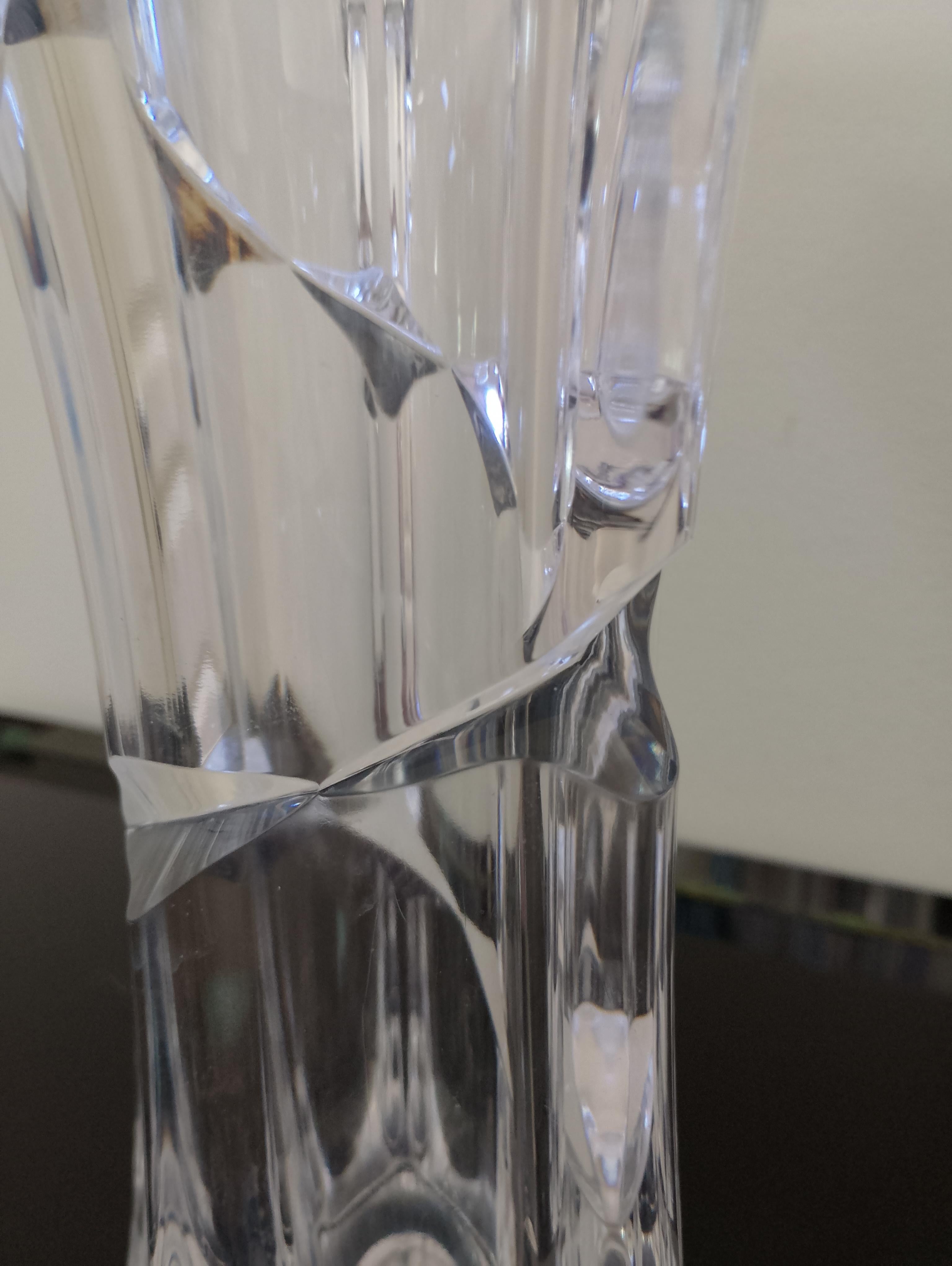 Français Vase lourd en cristal de Sèvres en vente