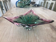 Heavy Signed 1960s Murano Glass Bowl Triangle-Shaped Green and Pink