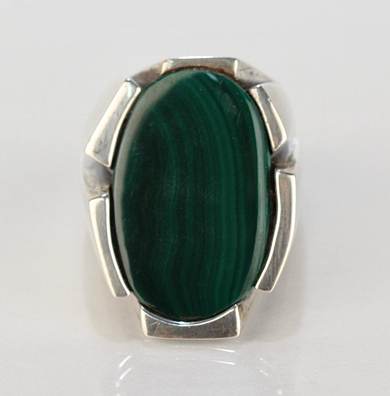 Heavy Signed Wesley Emmons Modernist Sterling Silver and Malachite Signet Ring In Good Condition For Sale In Philadelphia, PA