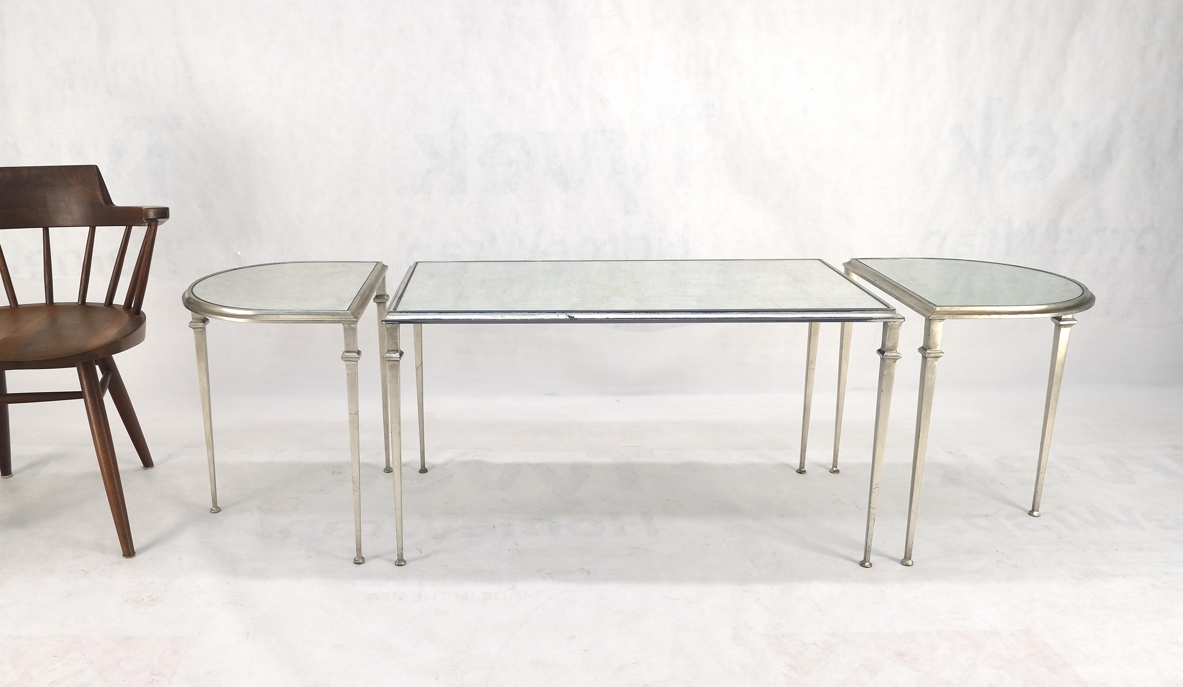 Tables d'extrémité de café 3 pièces en forme de piste de course en acier doré A Silver en vente 3