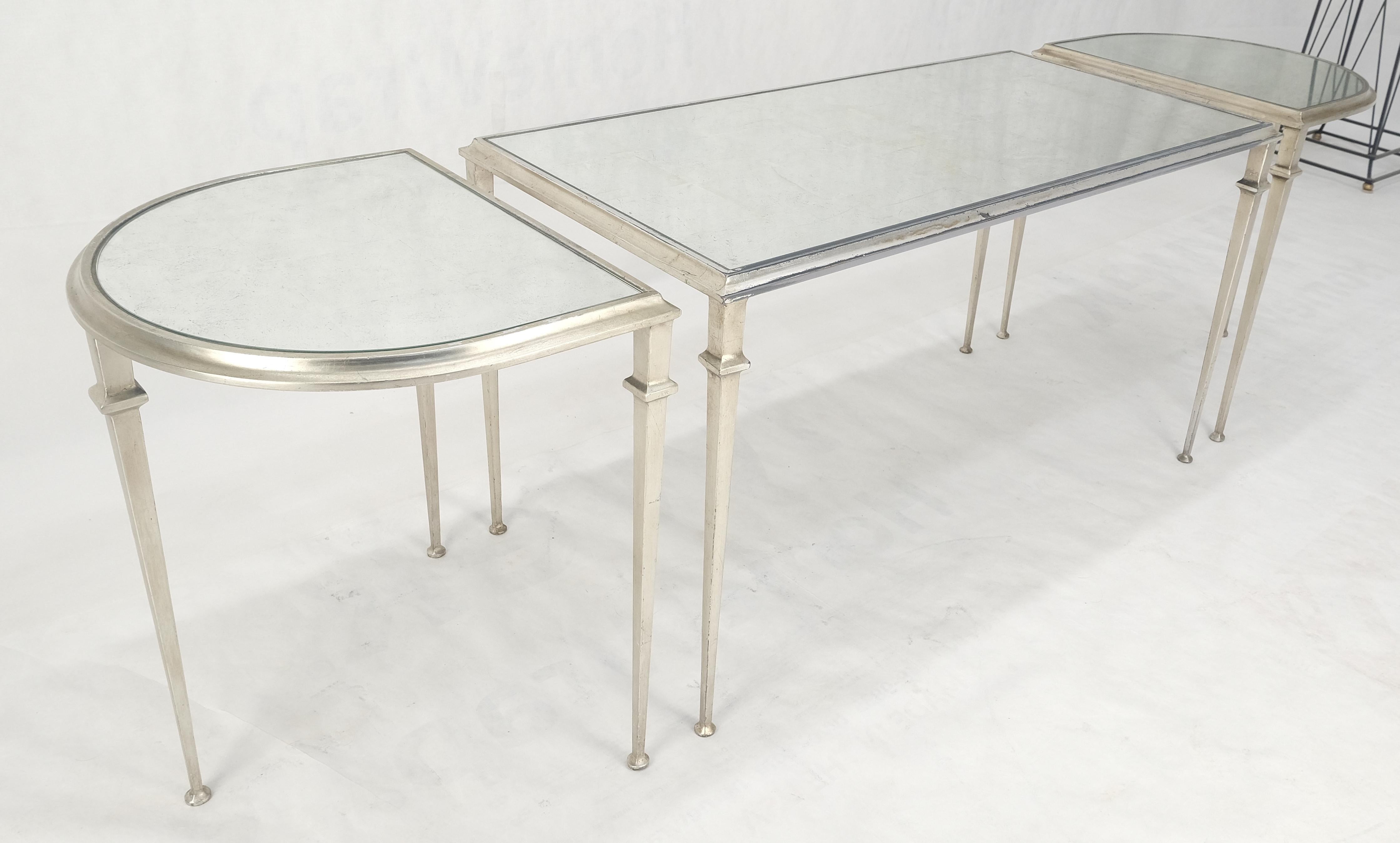 Tables d'extrémité de café 3 pièces en forme de piste de course en acier doré A Silver en vente 1