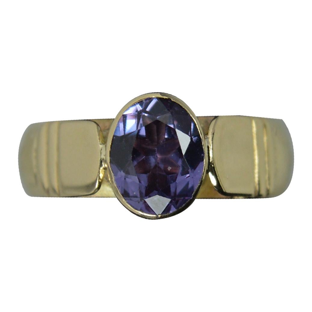 Heavy Solid 14ct Gold and Amethyst Solitaire Statement Ring