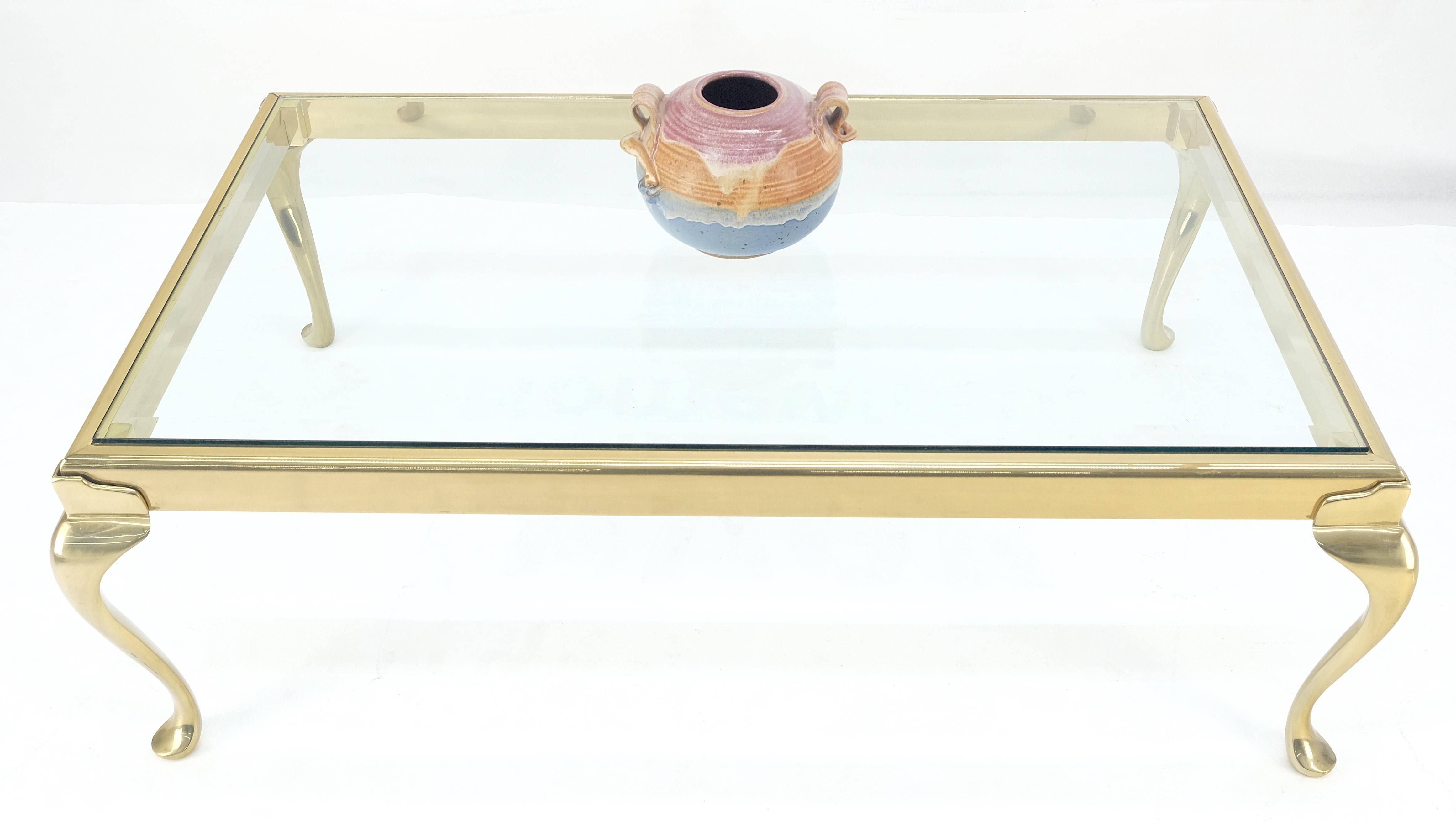 Table basse rectangulaire en laiton massif biseauté 30x48 Queen Ann MINT ! Bon état - En vente à Rockaway, NJ