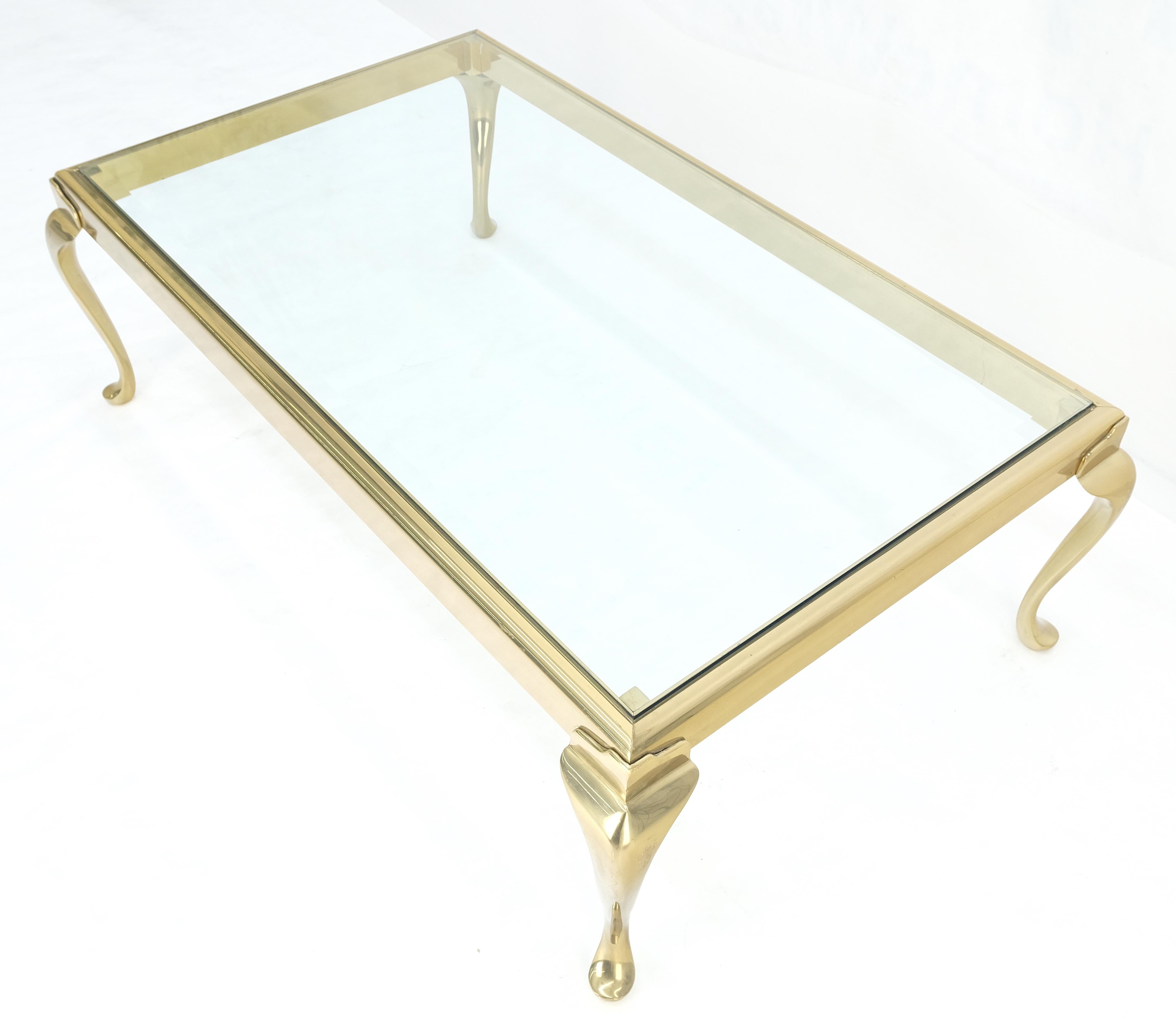 Table basse rectangulaire en laiton massif biseauté 30x48 Queen Ann MINT ! en vente 1