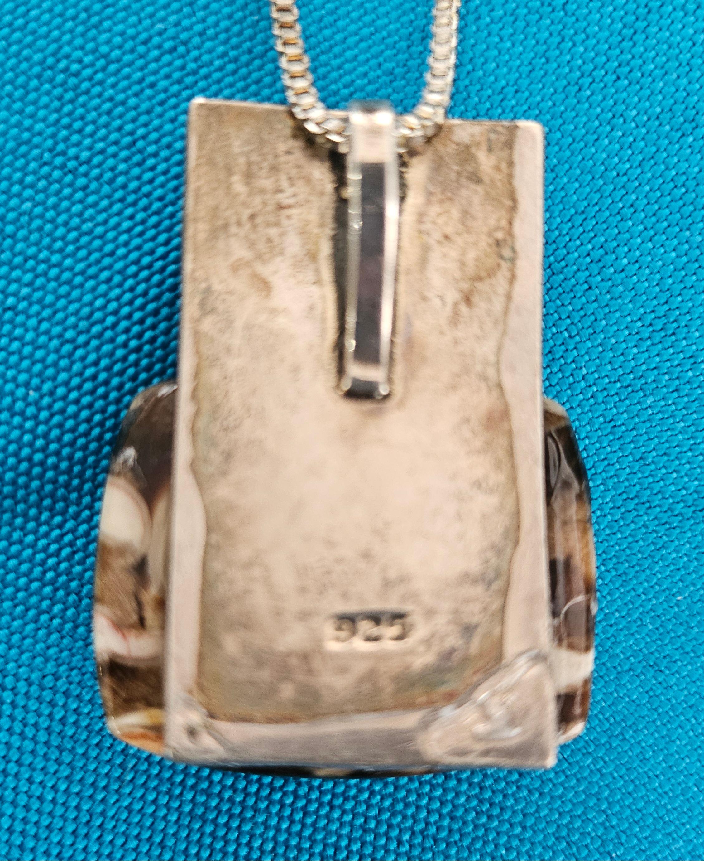 Heavy Sterling Silver Pendant Necklace with Semiprecious Stone, Stamped, Vintage In Good Condition For Sale In Warrenton, OR