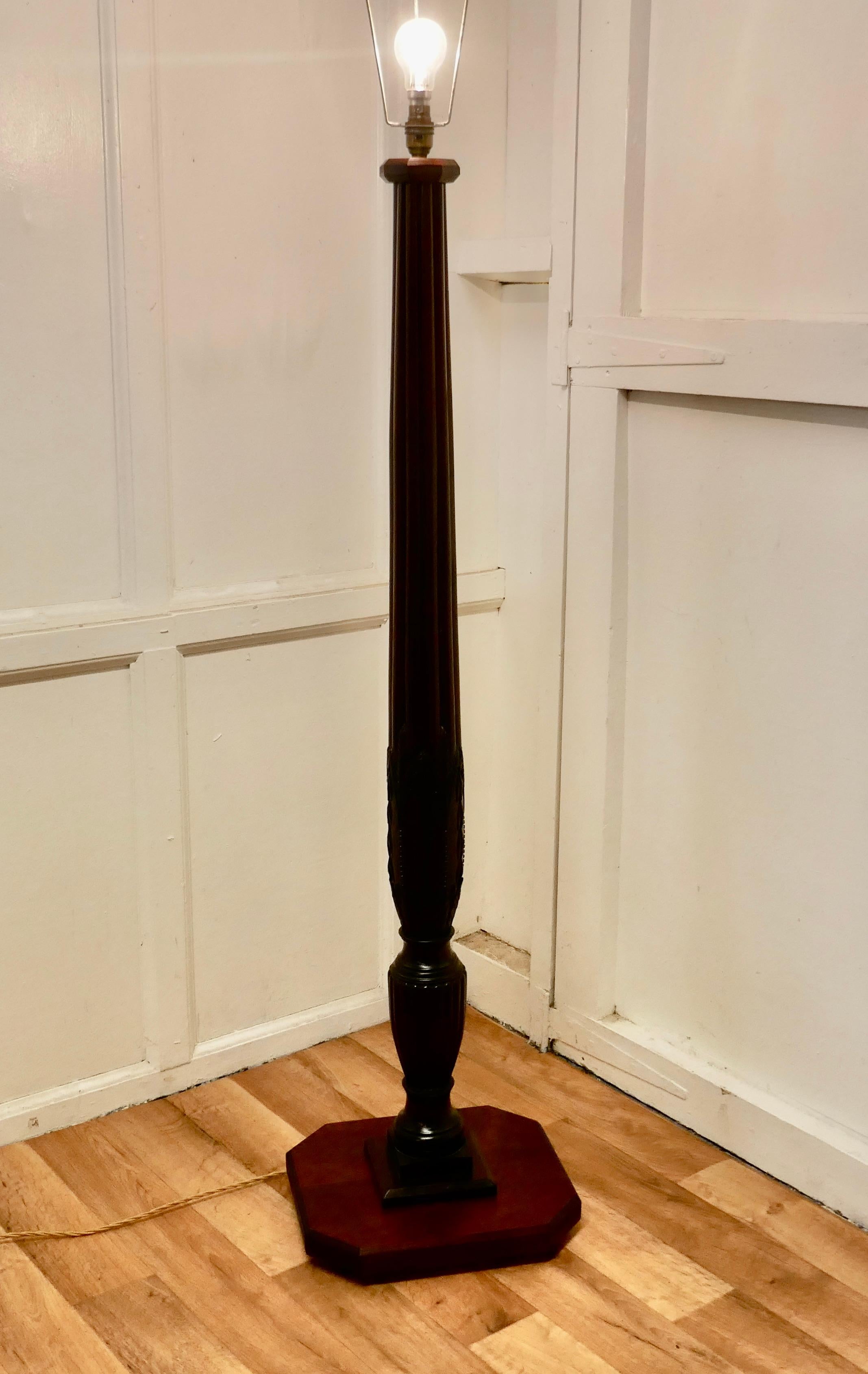 20th Century Heavy Turned Mahogany Floor Standing or Standard Lamp For Sale