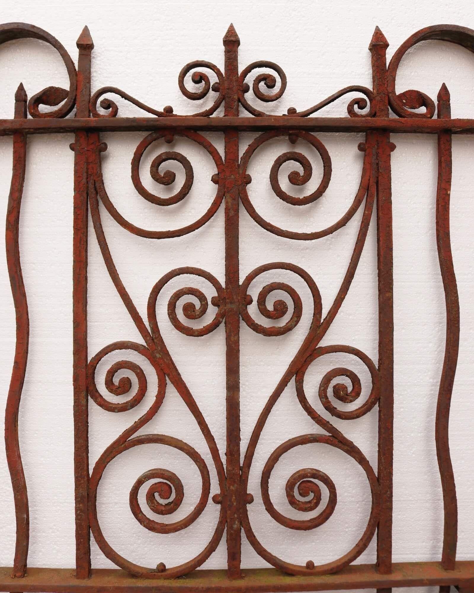 Heavy Victorian Wrought Iron Pedestrian Gate In Good Condition In Wormelow, Herefordshire