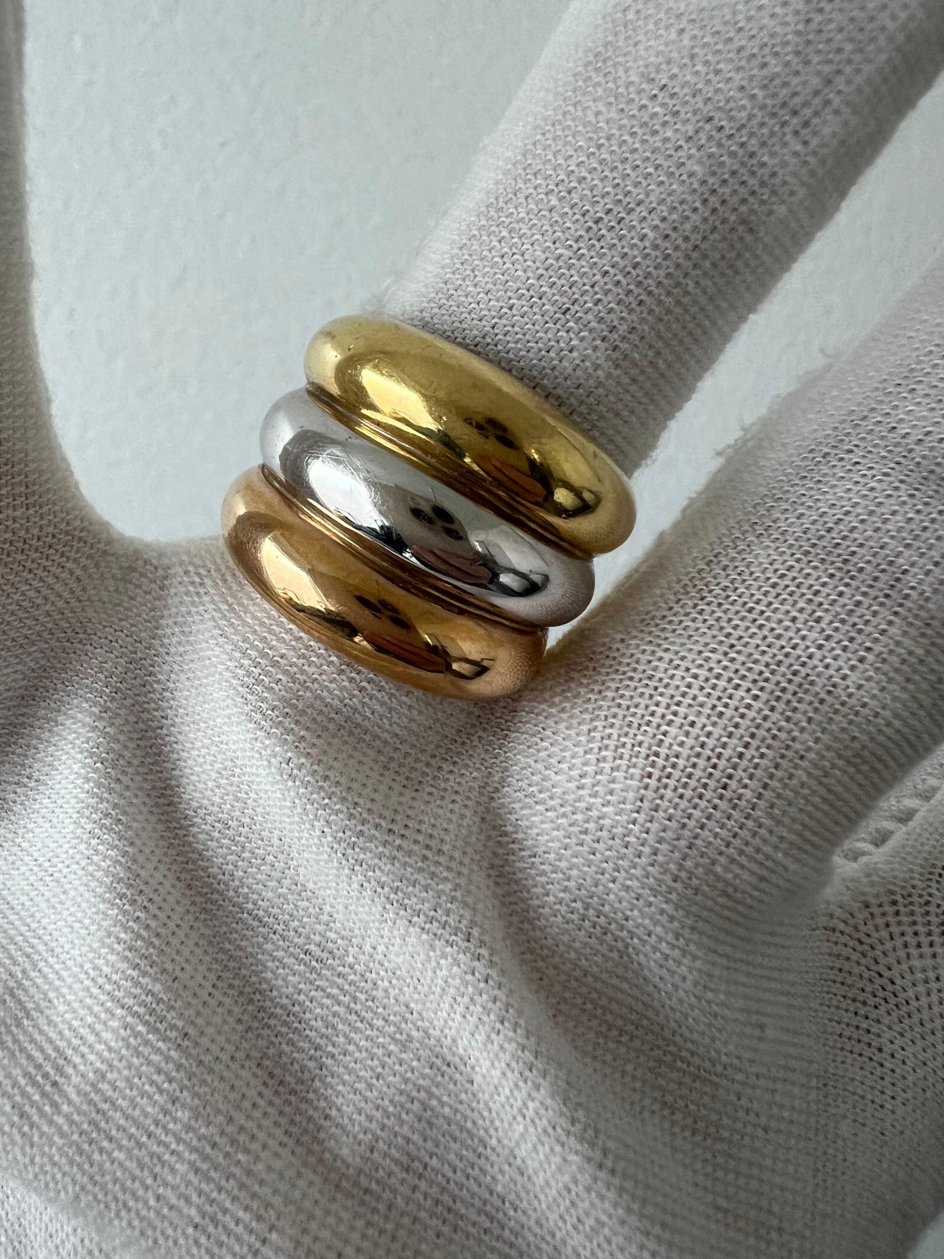 Women's or Men's Heavy Vintage 18K Yellow, Rose, and White Gold Wide Band Wedding Ring. For Sale