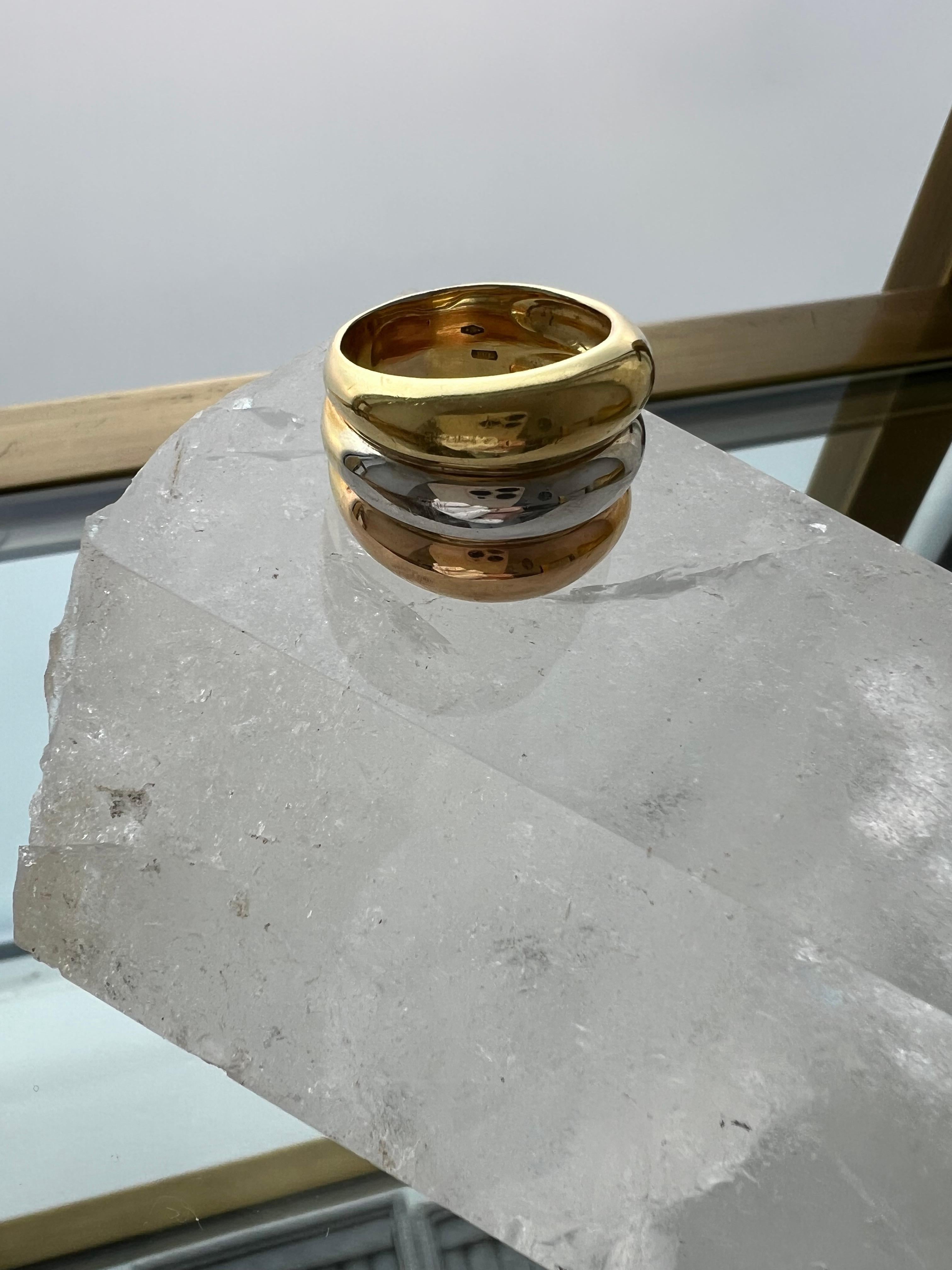 Heavy Vintage 18K Yellow, Rose, and White Gold Wide Band Wedding Ring. For Sale 1
