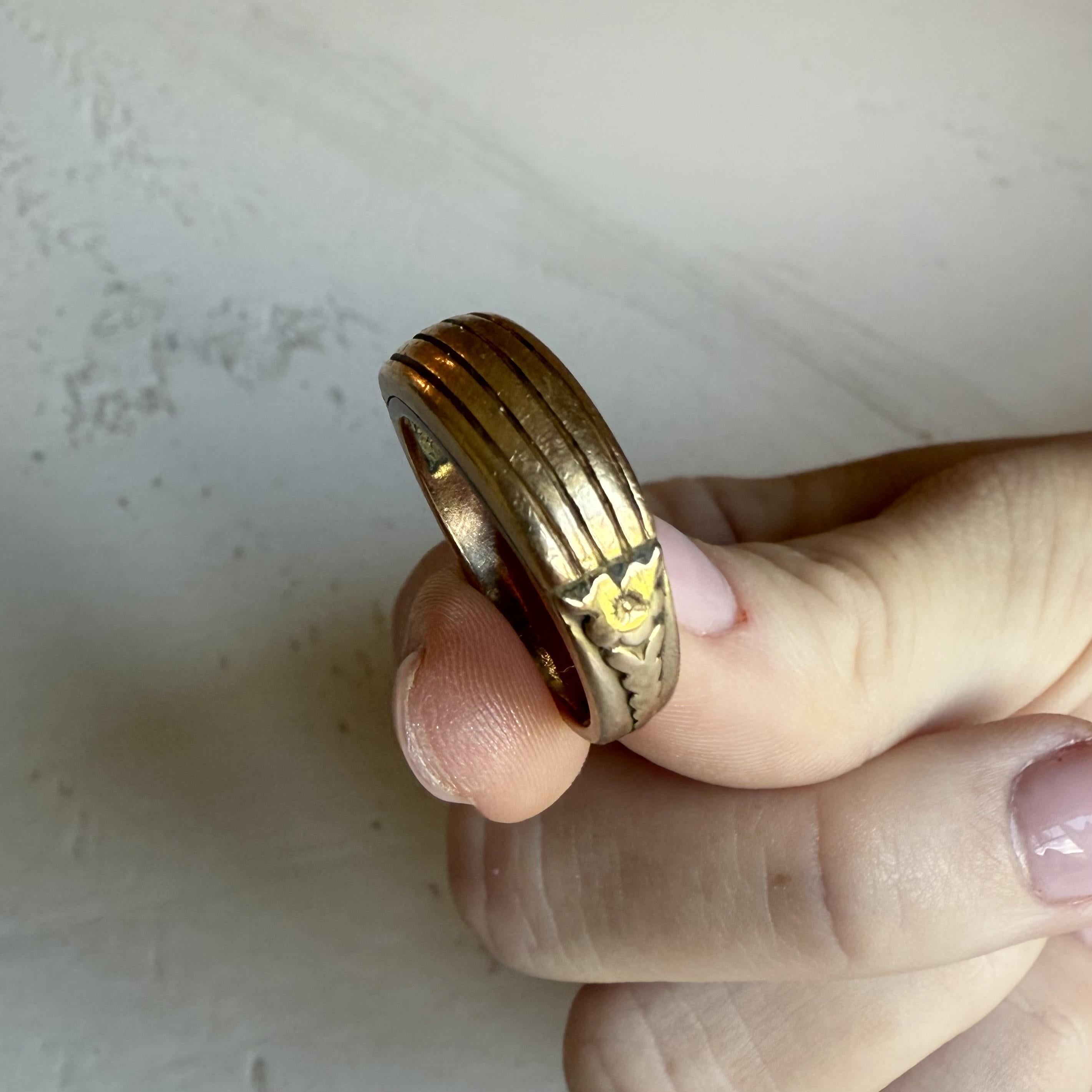 Lourde bague à anneau d'or vintage Bon état - En vente à Montgomery, AL