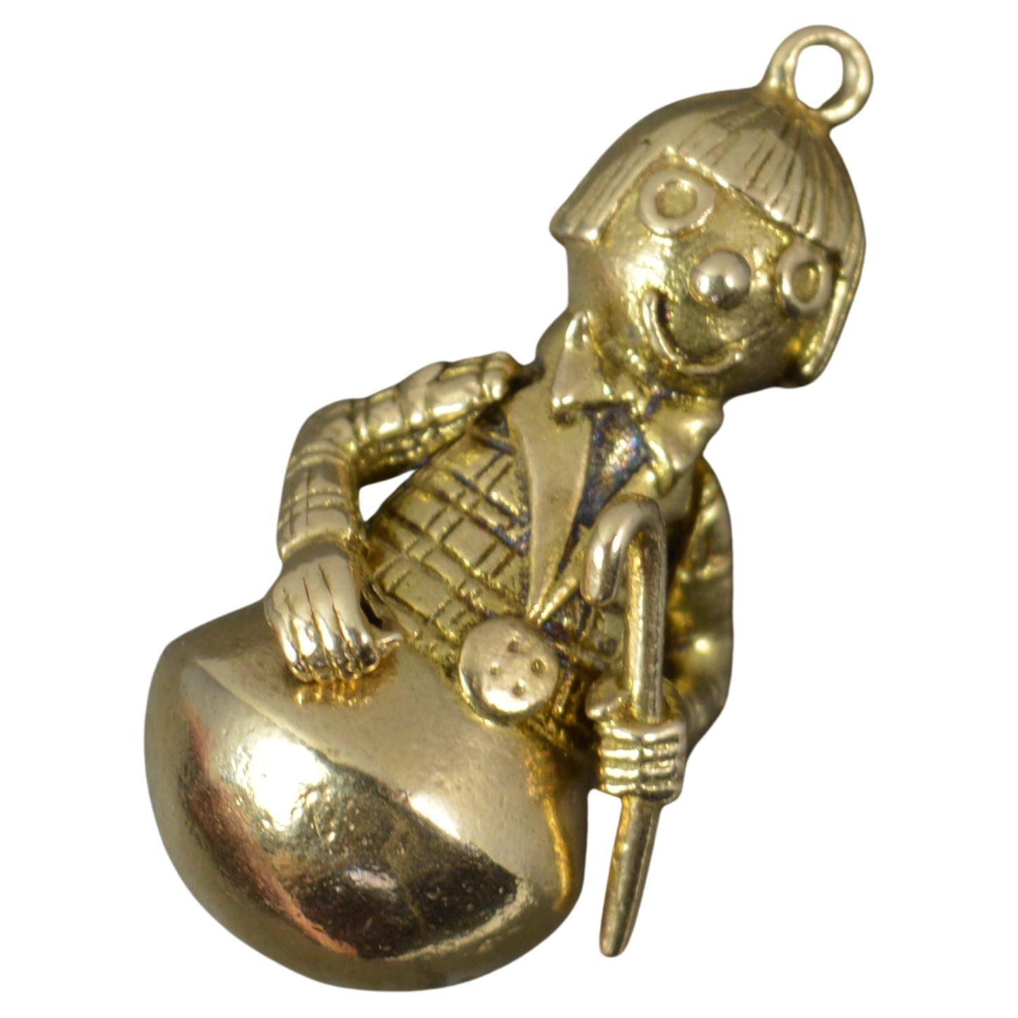 Lourd breloque pendentif vintage en or massif 9 carats de type « Child Catcher » pour enfant