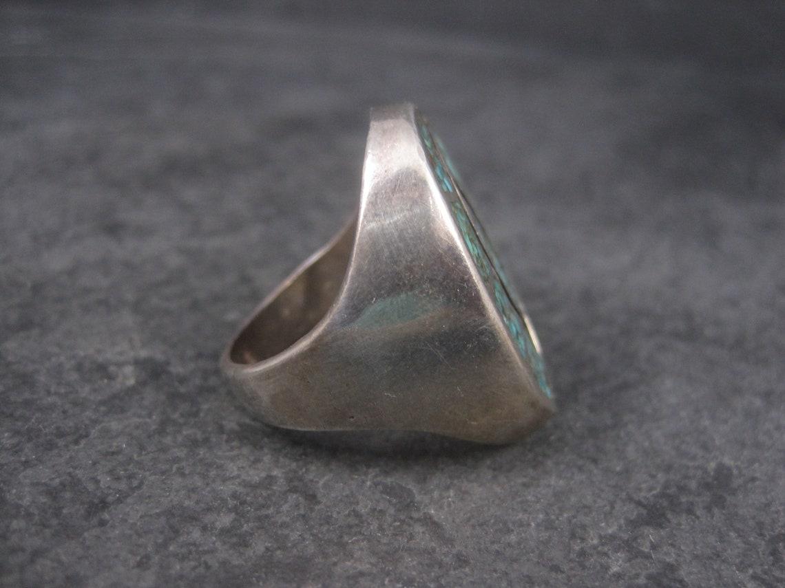 Mixed Cut Heavy Vintage Southwestern Turquoise Chip Inlay Ring Size 9.5 For Sale