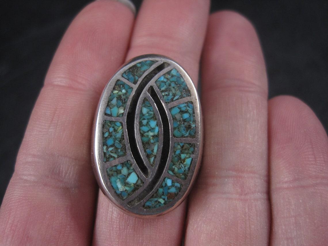 Heavy Vintage Southwestern Turquoise Chip Inlay Ring Size 9.5 For Sale 2
