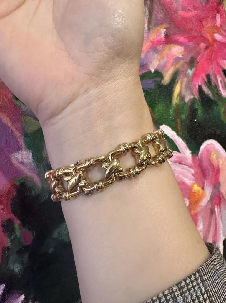 Heavy Vintage X Bracelet with Diamond Links in 18k Yellow Gold For Sale 5