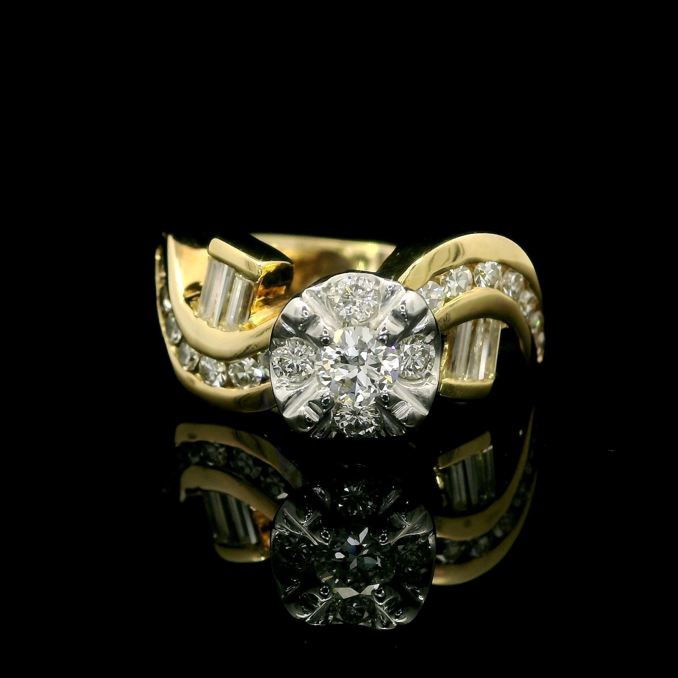Schwerer, gut verarbeiteter zweifarbiger Goldring mit 1ctw Diamant in einzigartiger Illusion, Solitär-Look (Baguetteschliff) im Angebot