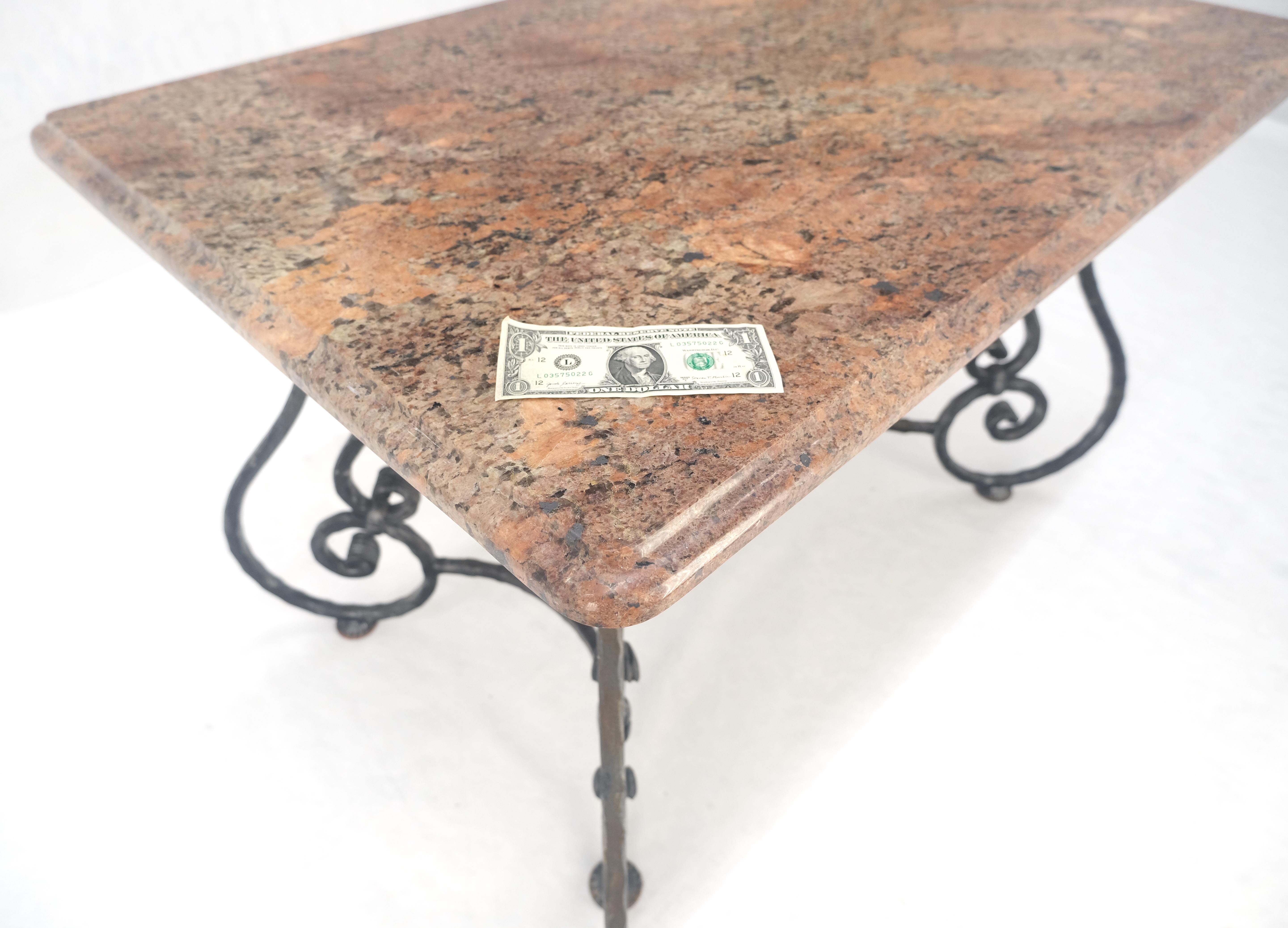 Table de salle à manger d'extérieur en fer forgé 46x30