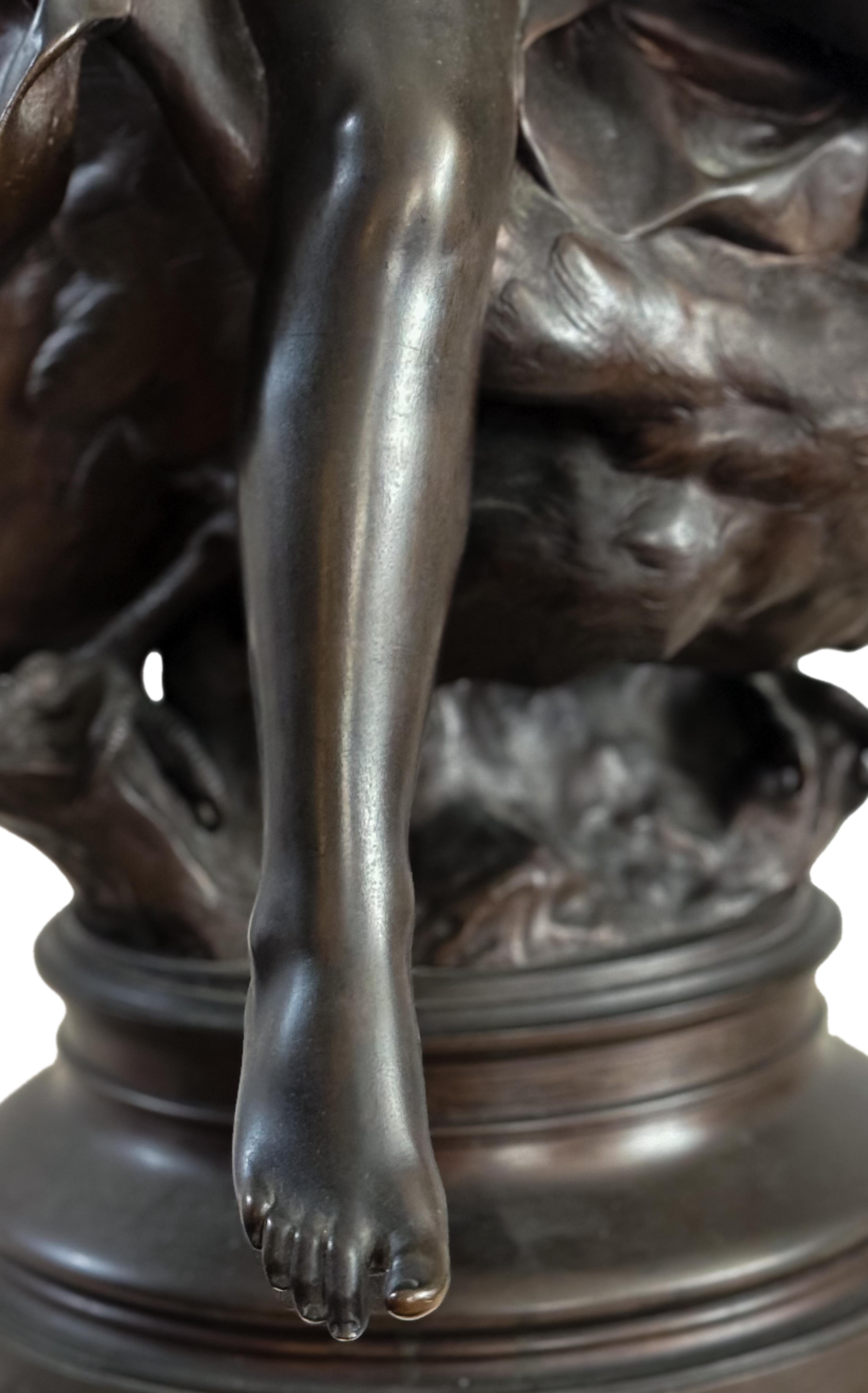 Bronzo Statua di Ebe e dell'aquila di Giove di Jules Roulleau in vendita