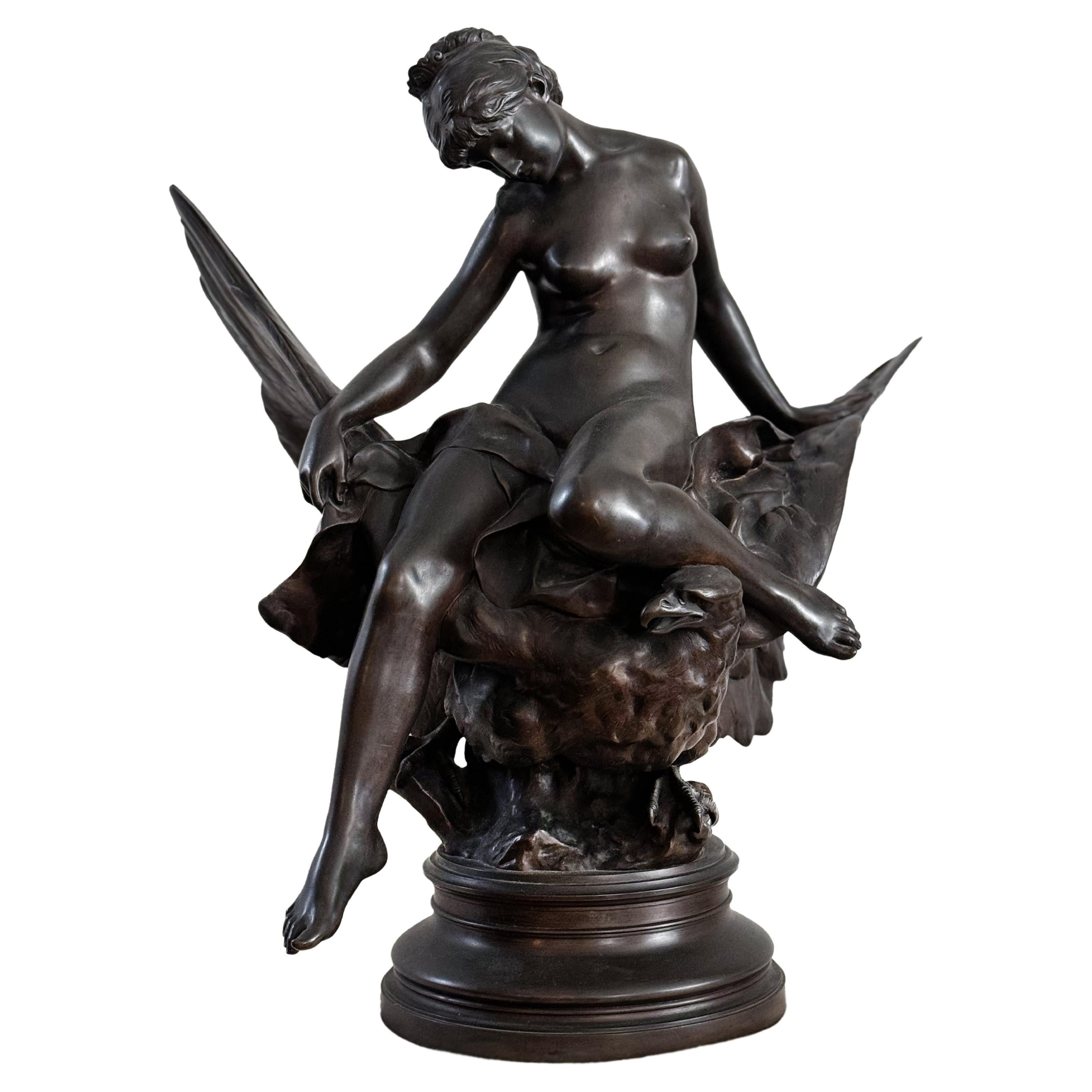 Statua di Ebe e dell'aquila di Giove di Jules Roulleau in vendita