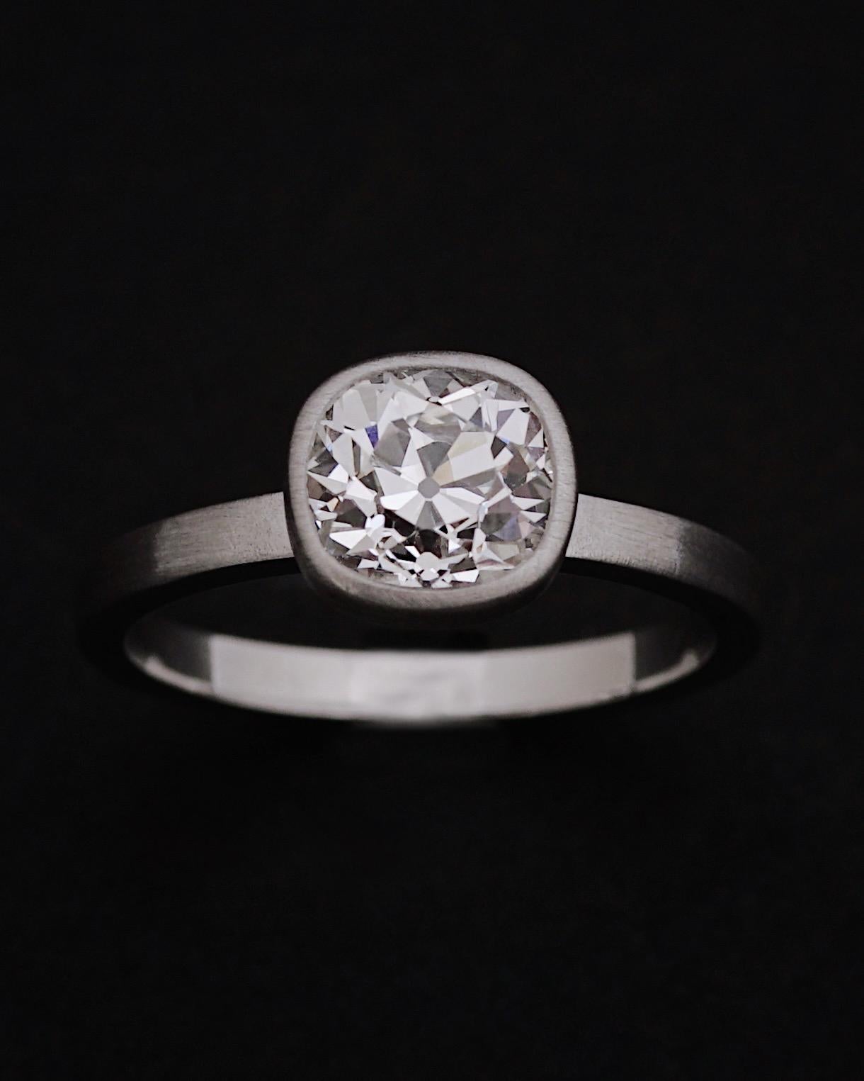 Contemporary Hecate 1.50cts H/VS2 'Cert' Old Mined Cushion Diamond Set in 18k Ring For Sale