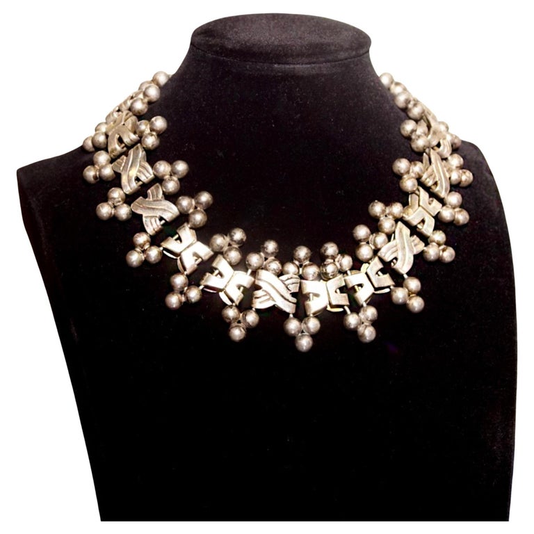 Hector Aguilar 940 Sterling Silver Festoon Necklace For Sale at 1stDibs