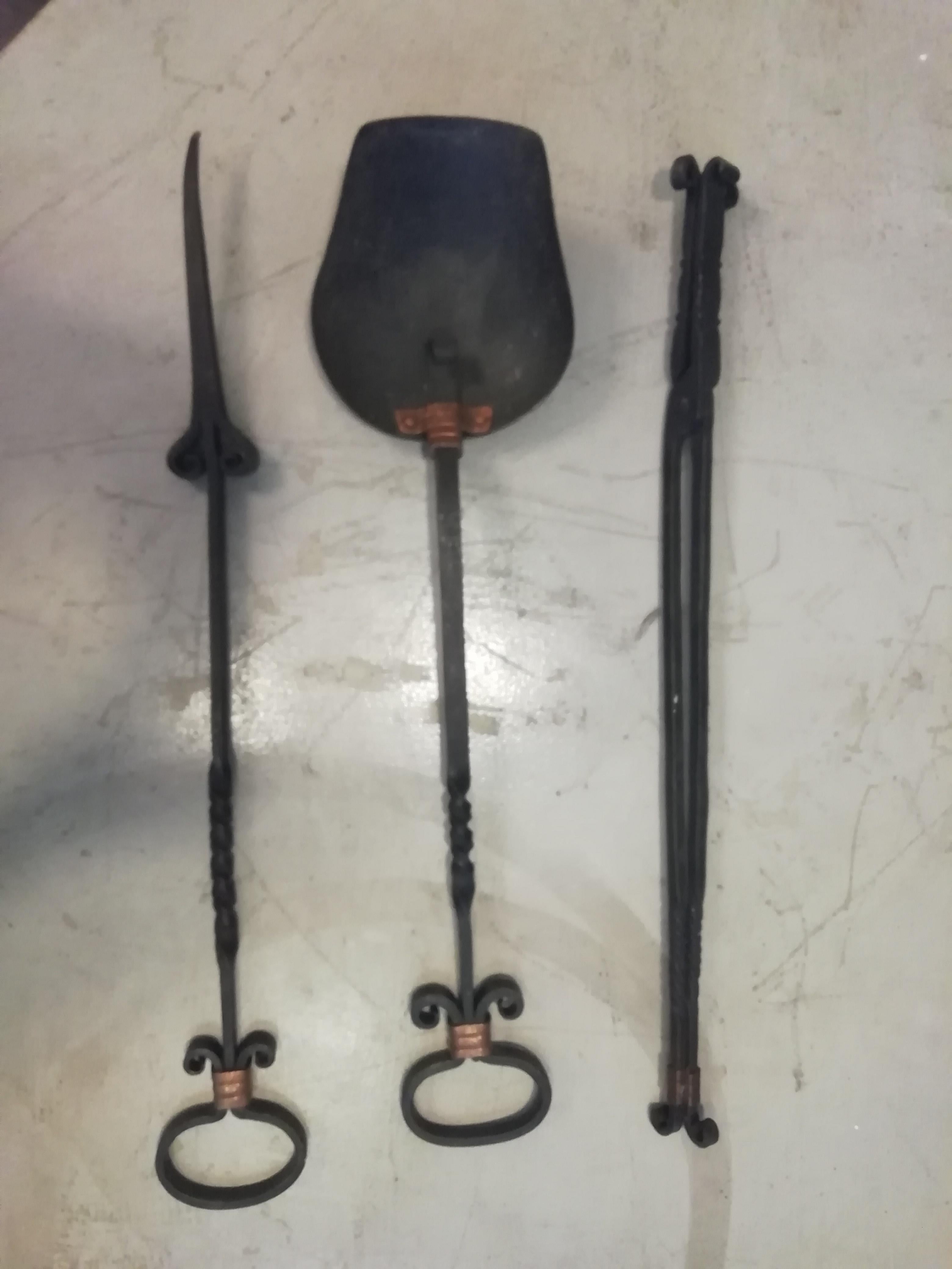 Héctor Aguilar Mexican Mid-Century Modern Iron Fireplace Tools In Good Condition In Mexico City, MX