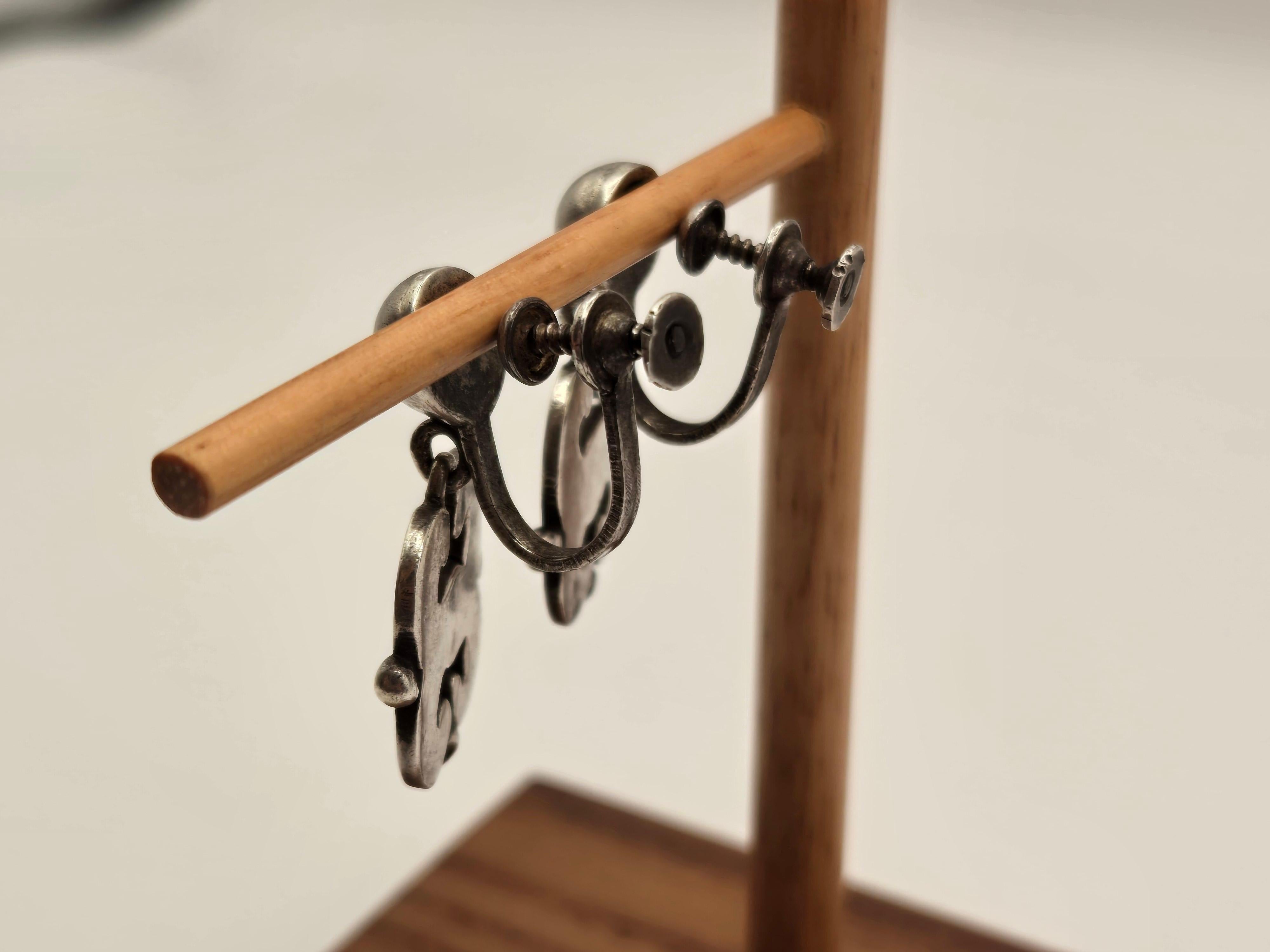 Hector Aguilar Orecchini a mezzaluna intrecciata in argento sterling con chiusura a clip e a vite in vendita 1