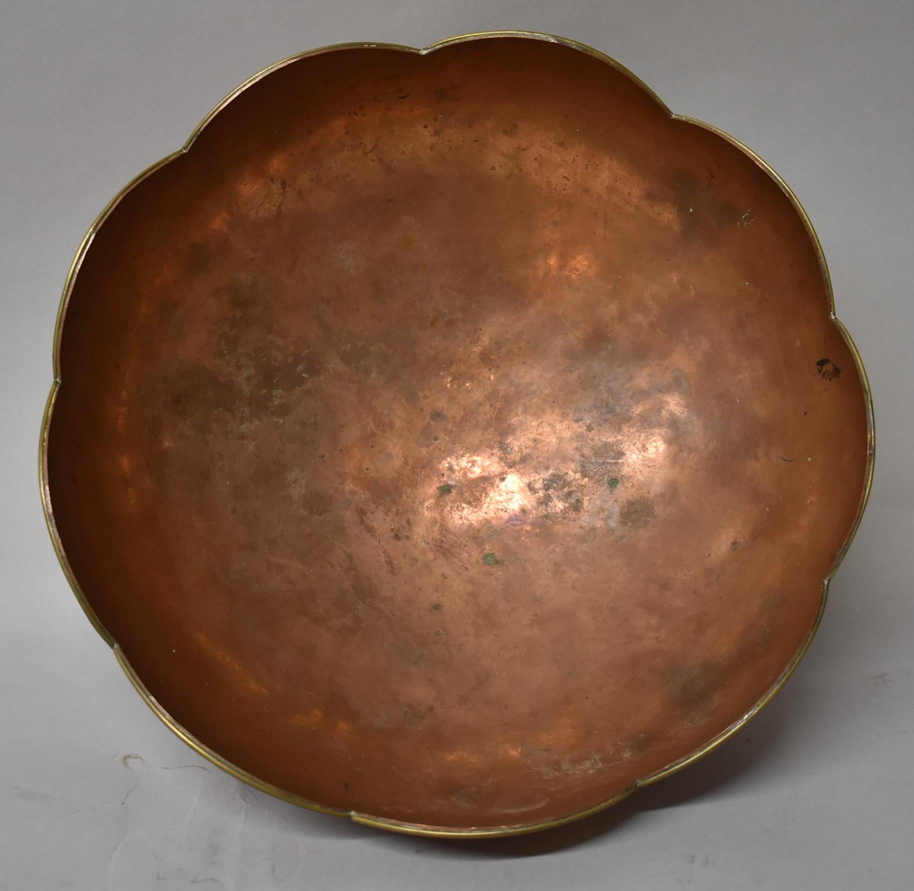 North American Hector Aquilar Taxco Mexico Copper and Brass Scalloped Bowl