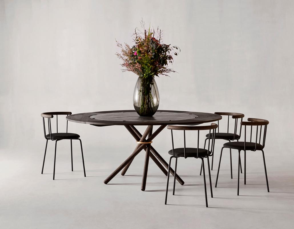 Hector Concrete Top and Dark Oak Legs Dining Table 120 by Eberhart Furniture en vente 5
