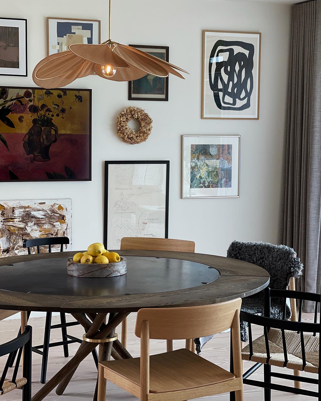 Hector Concrete Top and Dark Oak Legs Dining Table 120 by Eberhart Furniture en vente 1