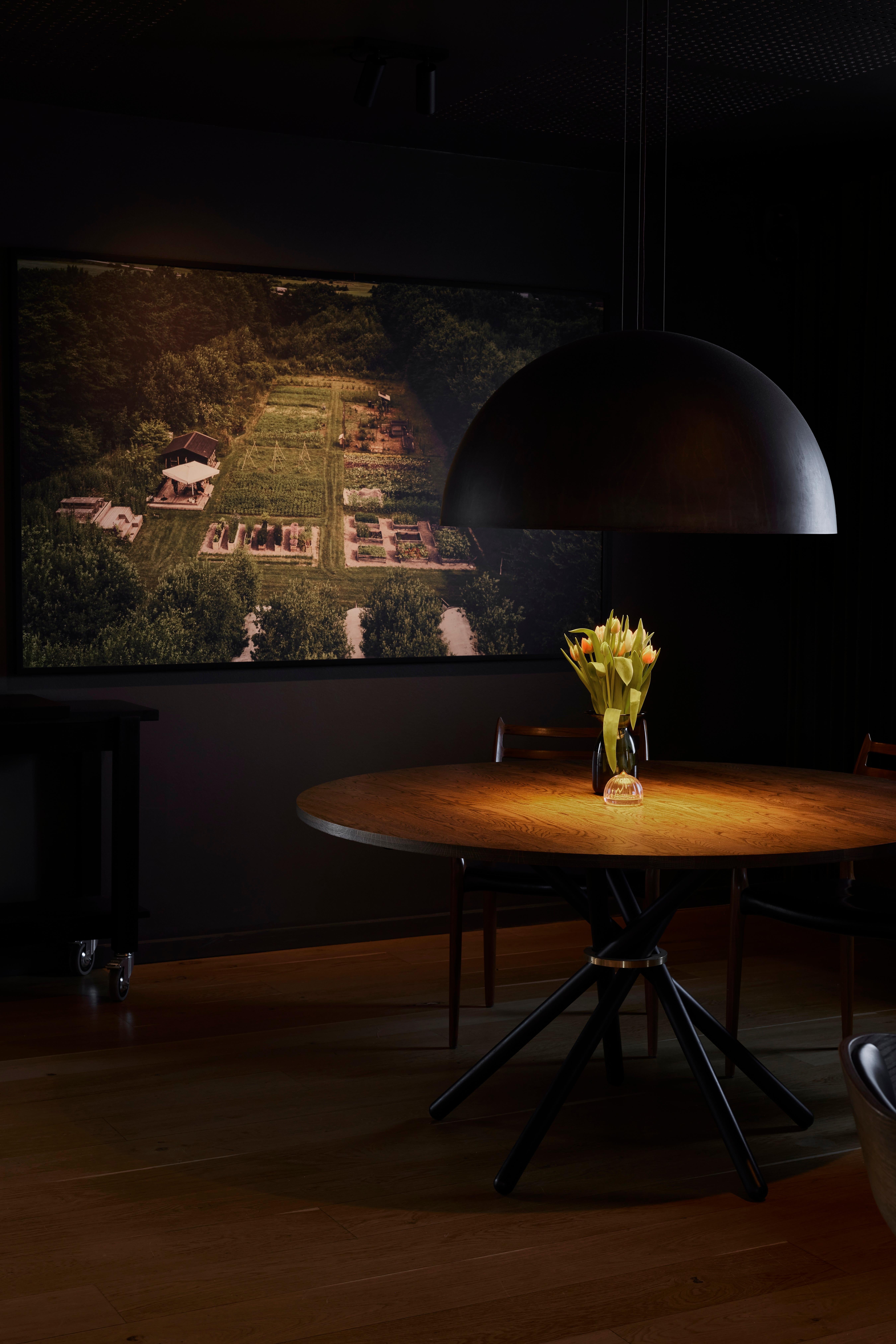 Danois Hector Dark Oak Dining Table 140 by Eberhart Furniture en vente