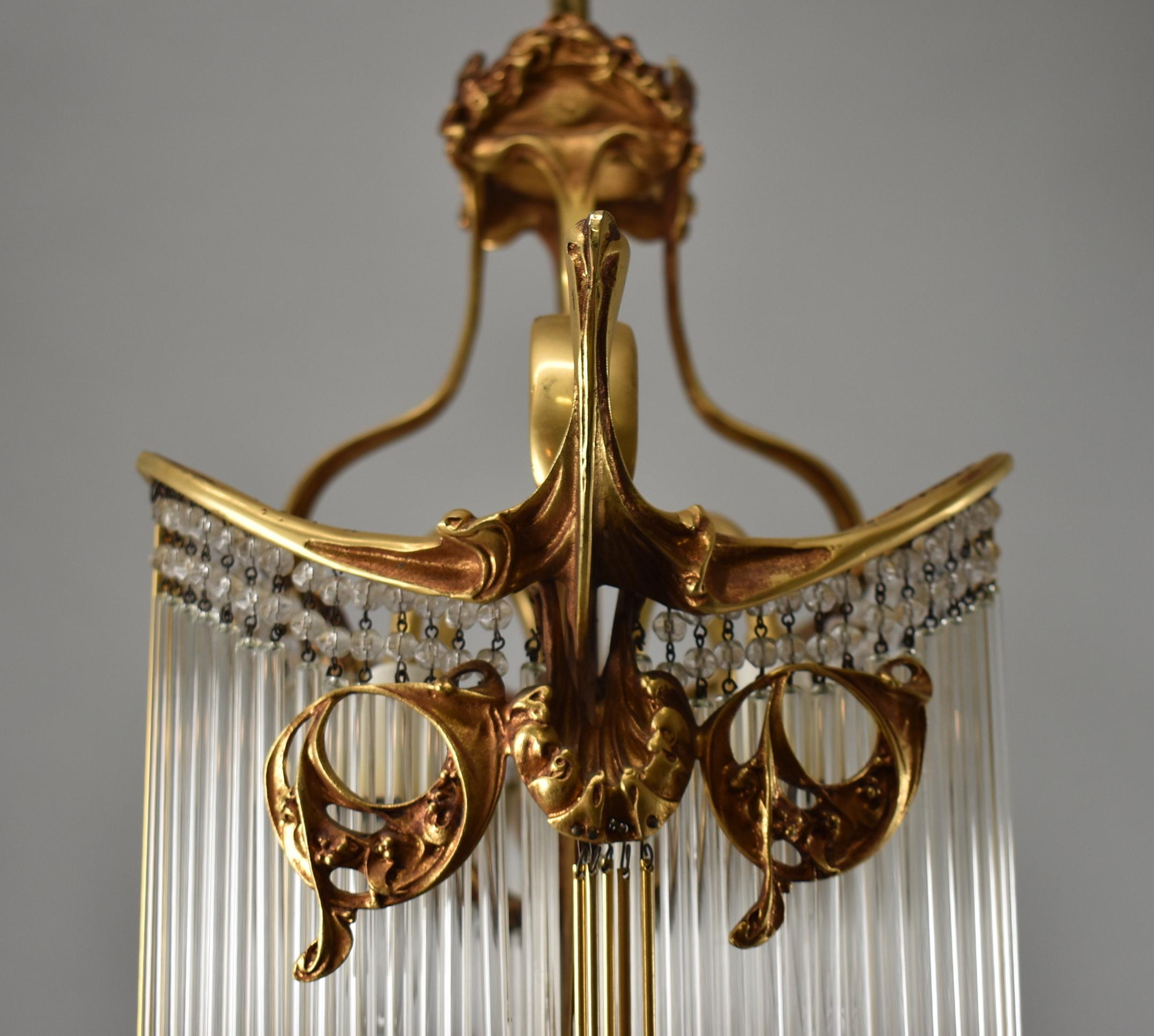 Hector Guimard Art Nouveau Drop Crystal and Bronze Chandelier In Good Condition In Toledo, OH